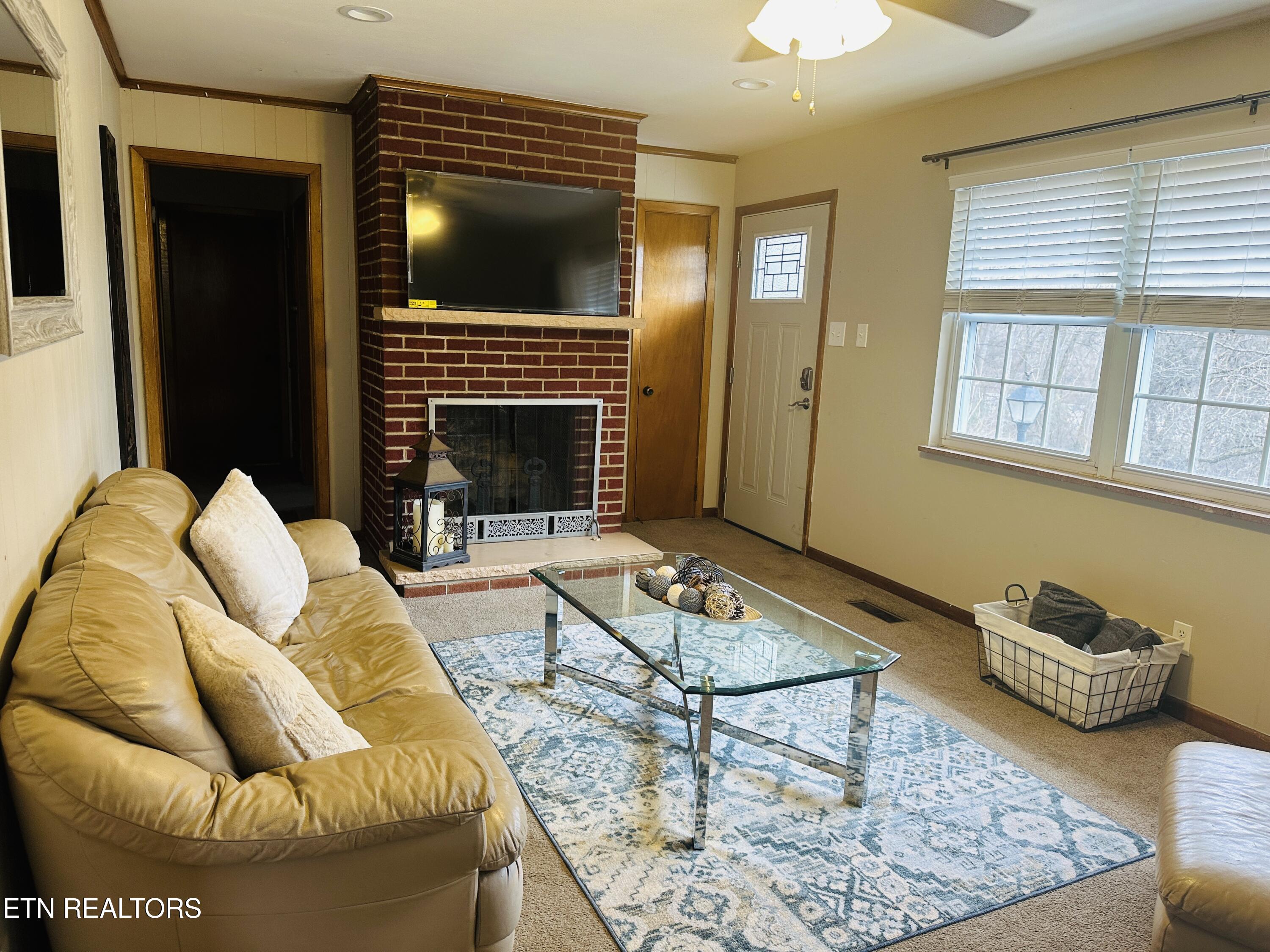 1211 Ford Place Knoxville TN 37920