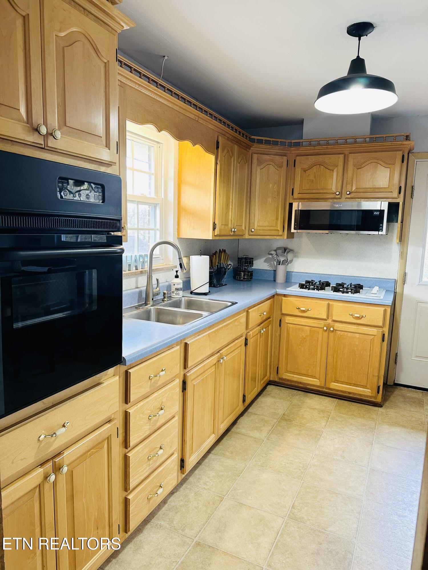 1211 Ford Place Knoxville TN 37920