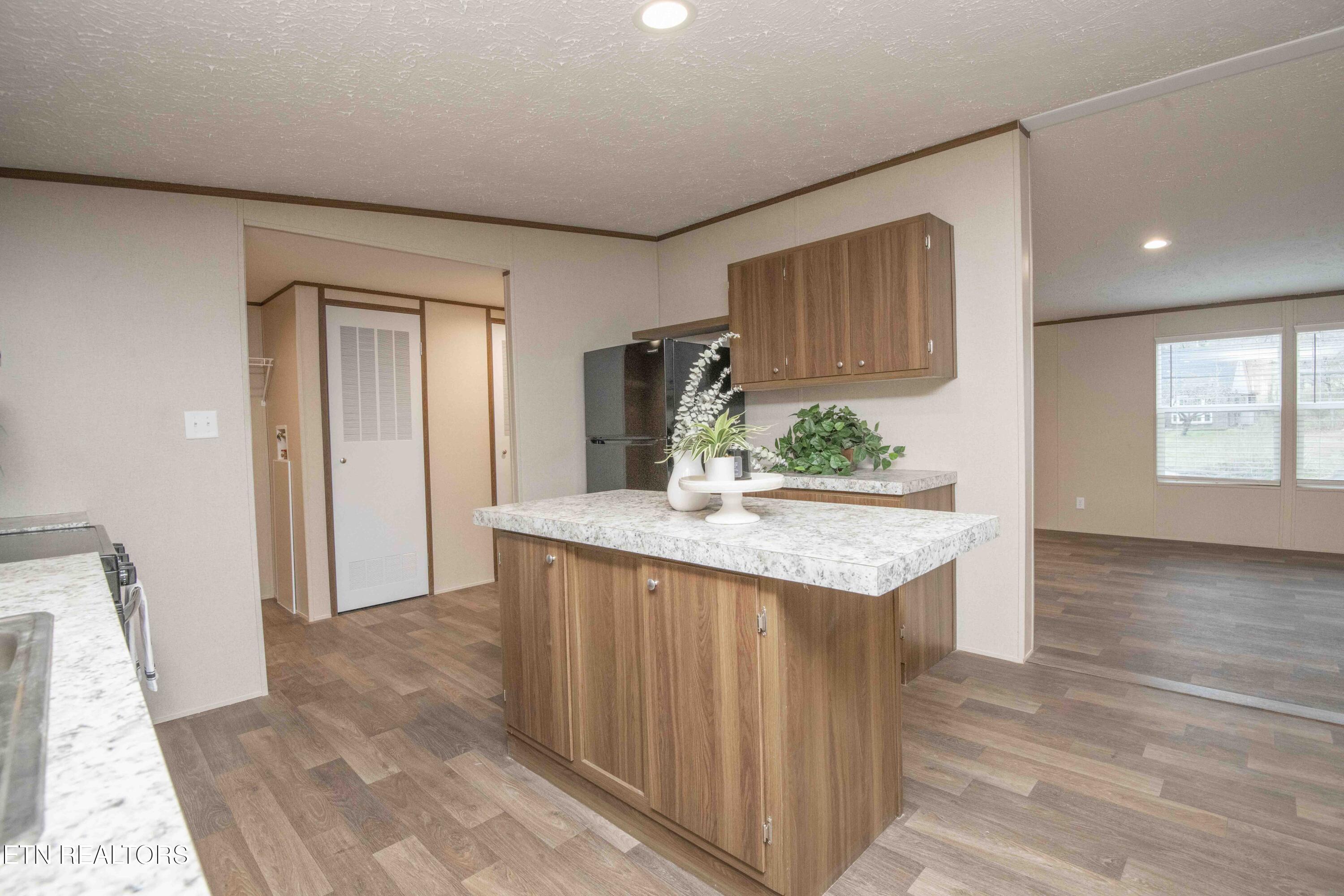 315 Molyneux Street Rockwood TN 37854