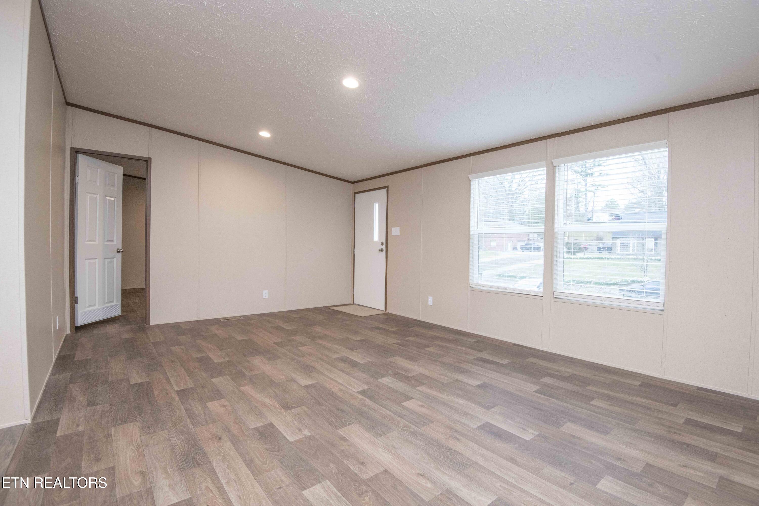 315 Molyneux Street Rockwood TN 37854