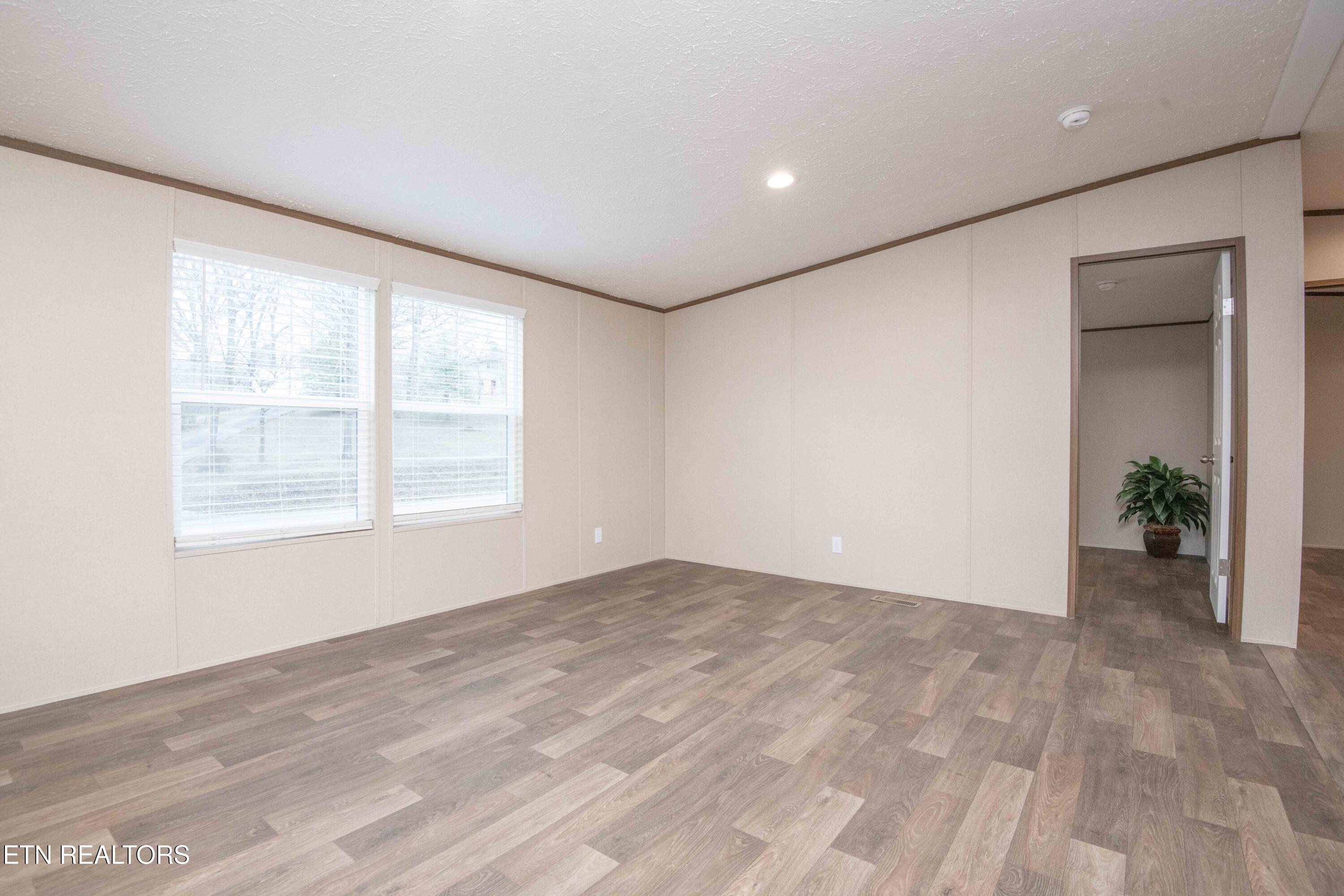 315 Molyneux Street Rockwood TN 37854