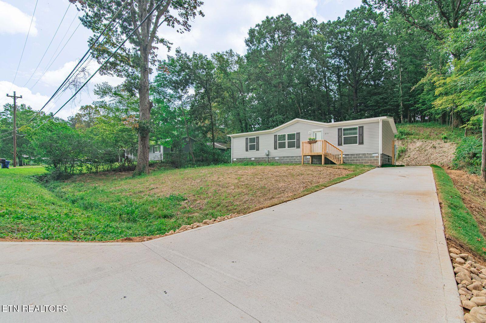 315 Molyneux Street Rockwood TN 37854