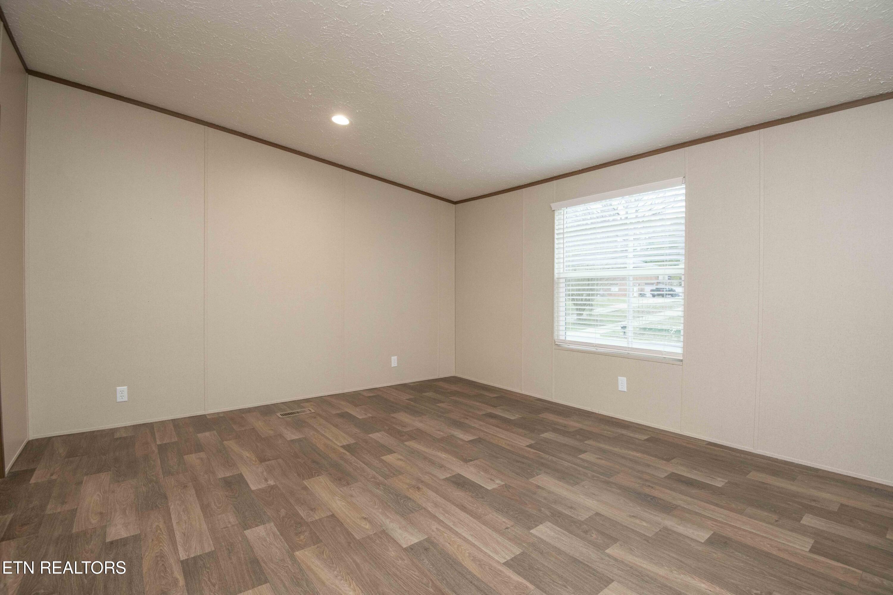 315 Molyneux Street Rockwood TN 37854