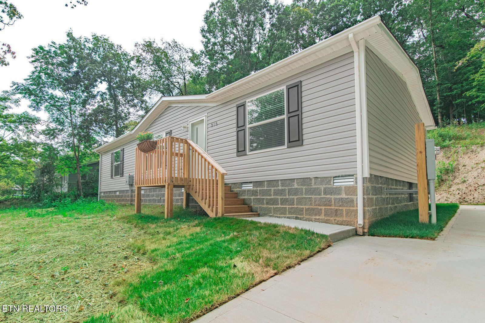 315 Molyneux Street Rockwood TN 37854