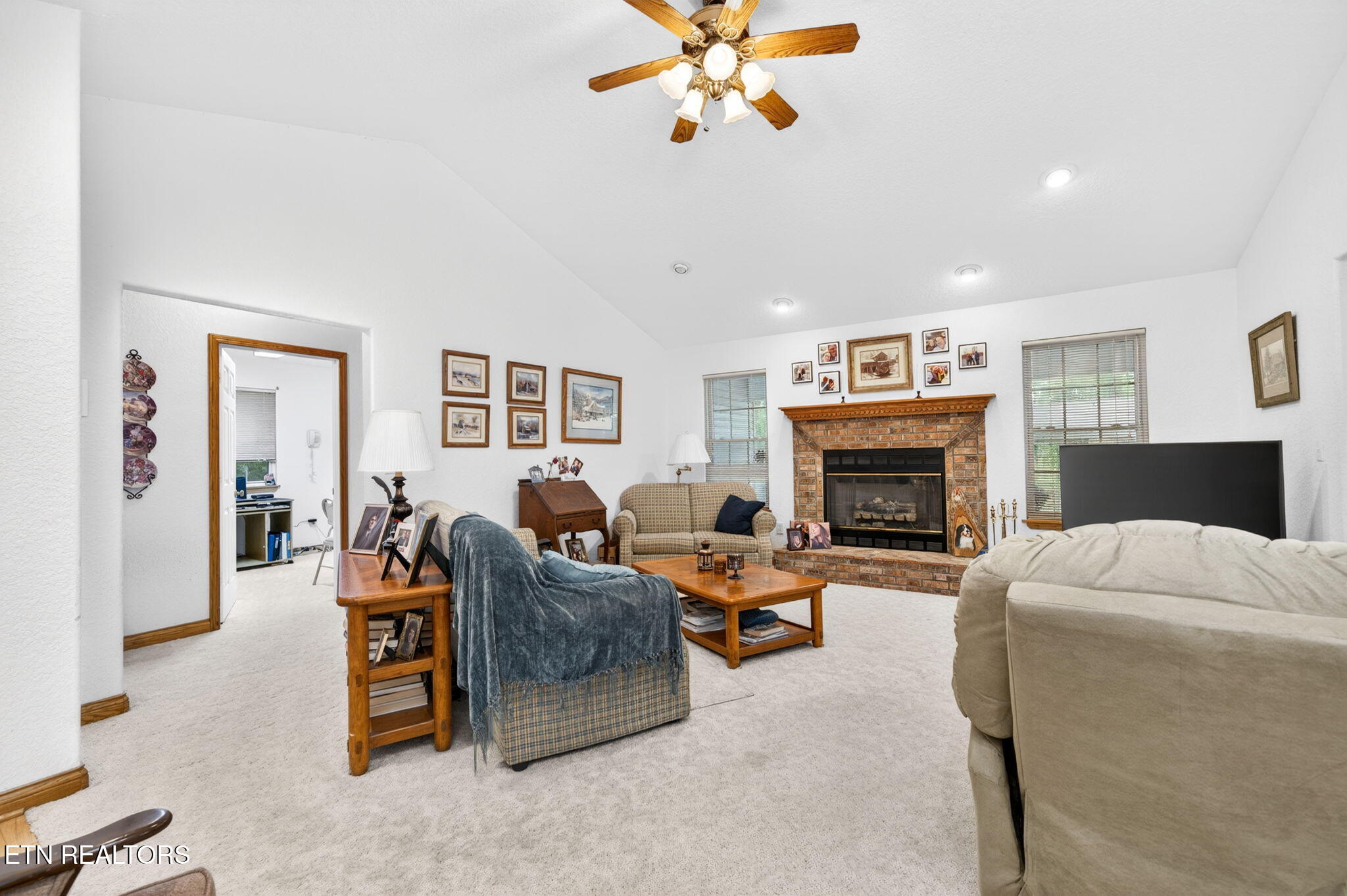209 Basses Creek Lane Crossville TN 38572
