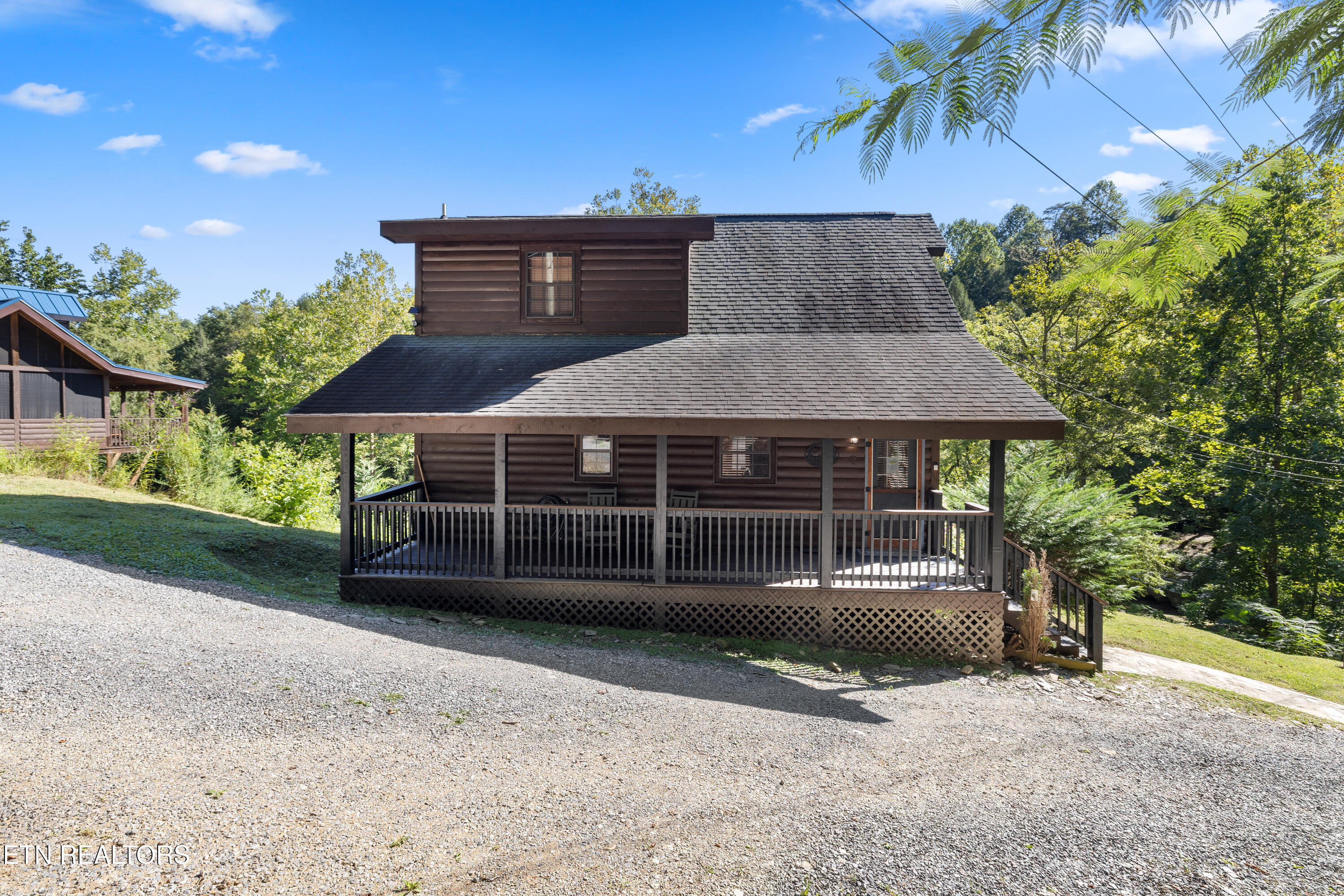 1830 Creek Hollow Way Sevierville TN 37876
