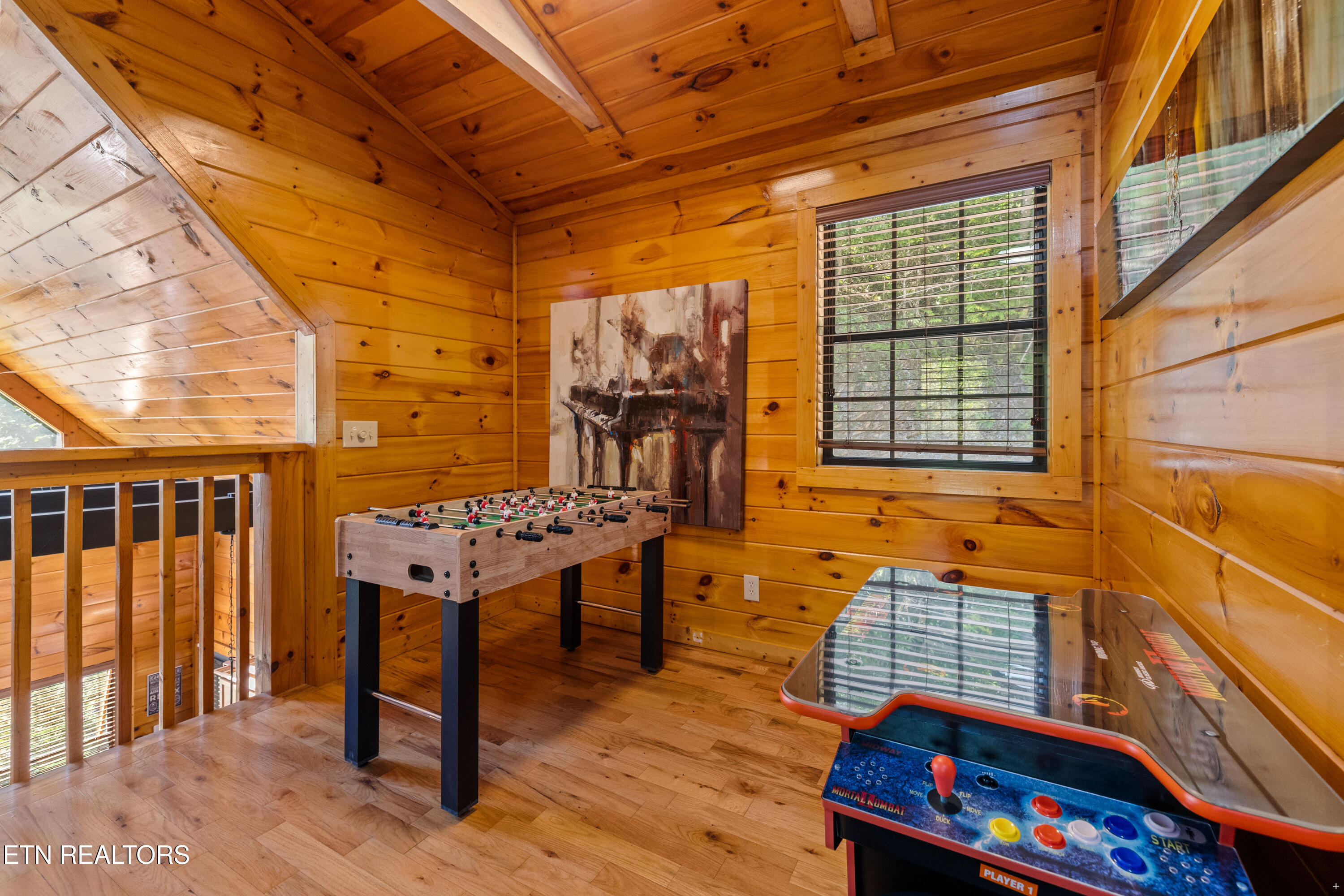 1830 Creek Hollow Way Sevierville TN 37876