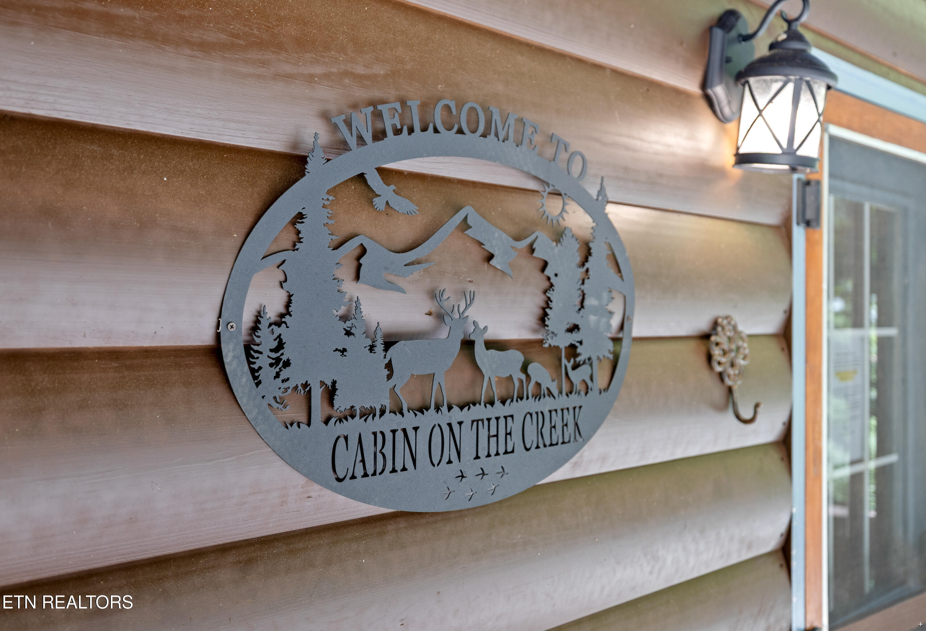1830 Creek Hollow Way Sevierville TN 37876