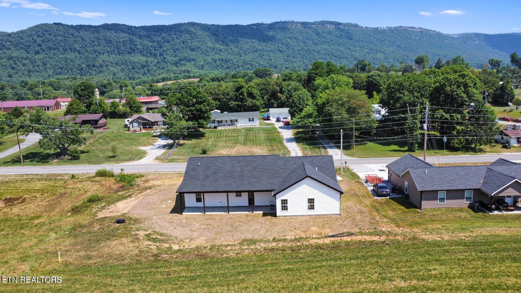 252 Old Middlesboro Highway Lafollette TN 37766