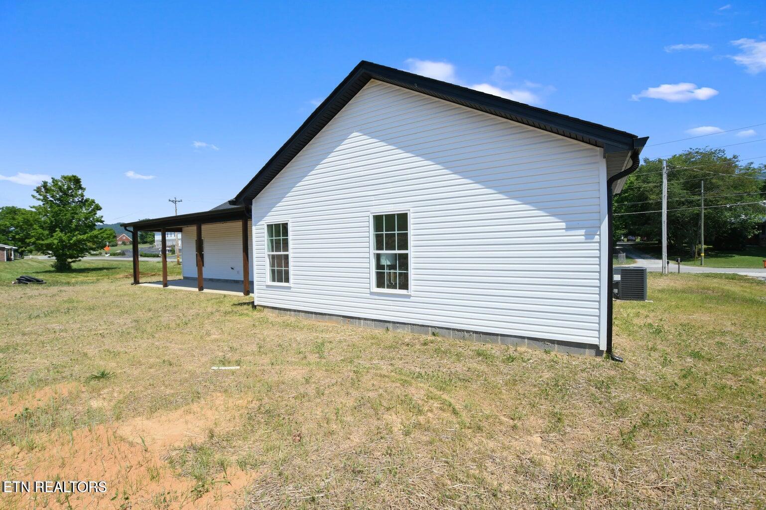 252 Old Middlesboro Highway Lafollette TN 37766