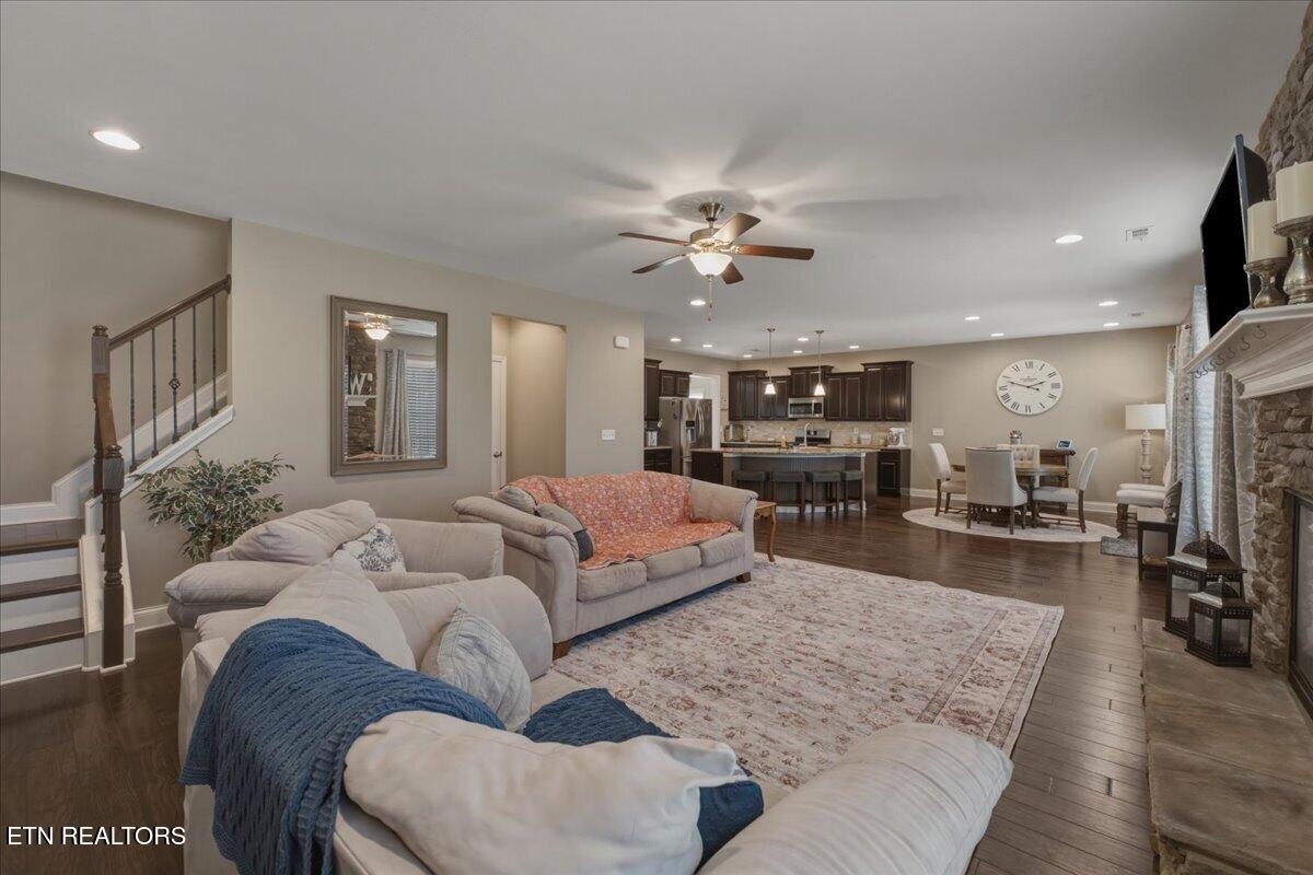1885 Hidden Deer Lane Knoxville TN 37922