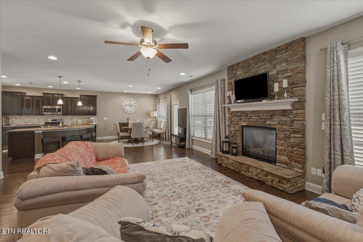 1885 Hidden Deer Lane Knoxville TN 37922