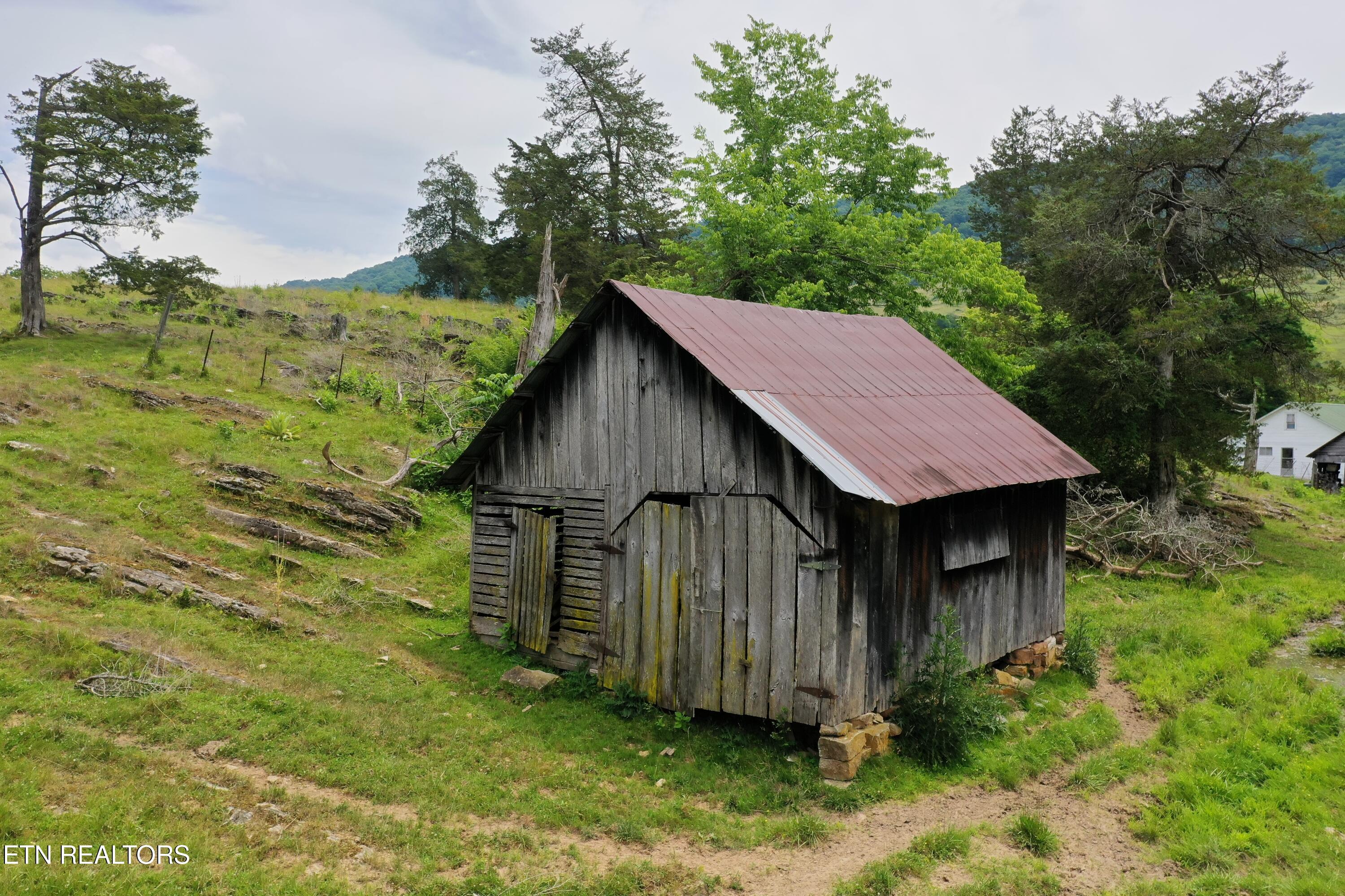 3956 Mulberry Gap Road Sneedville TN 37869