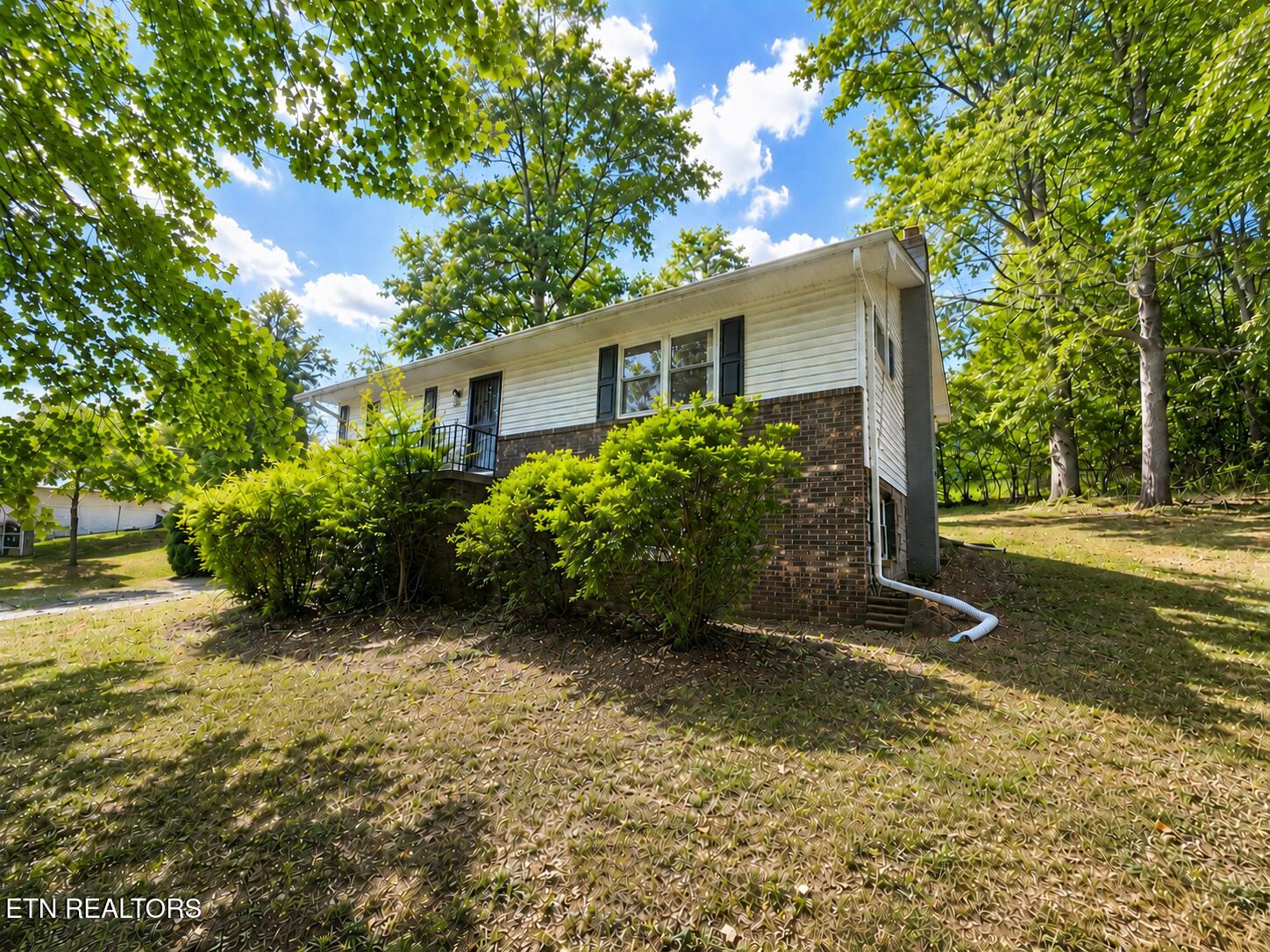 121 Shady Lane Harriman TN 37748