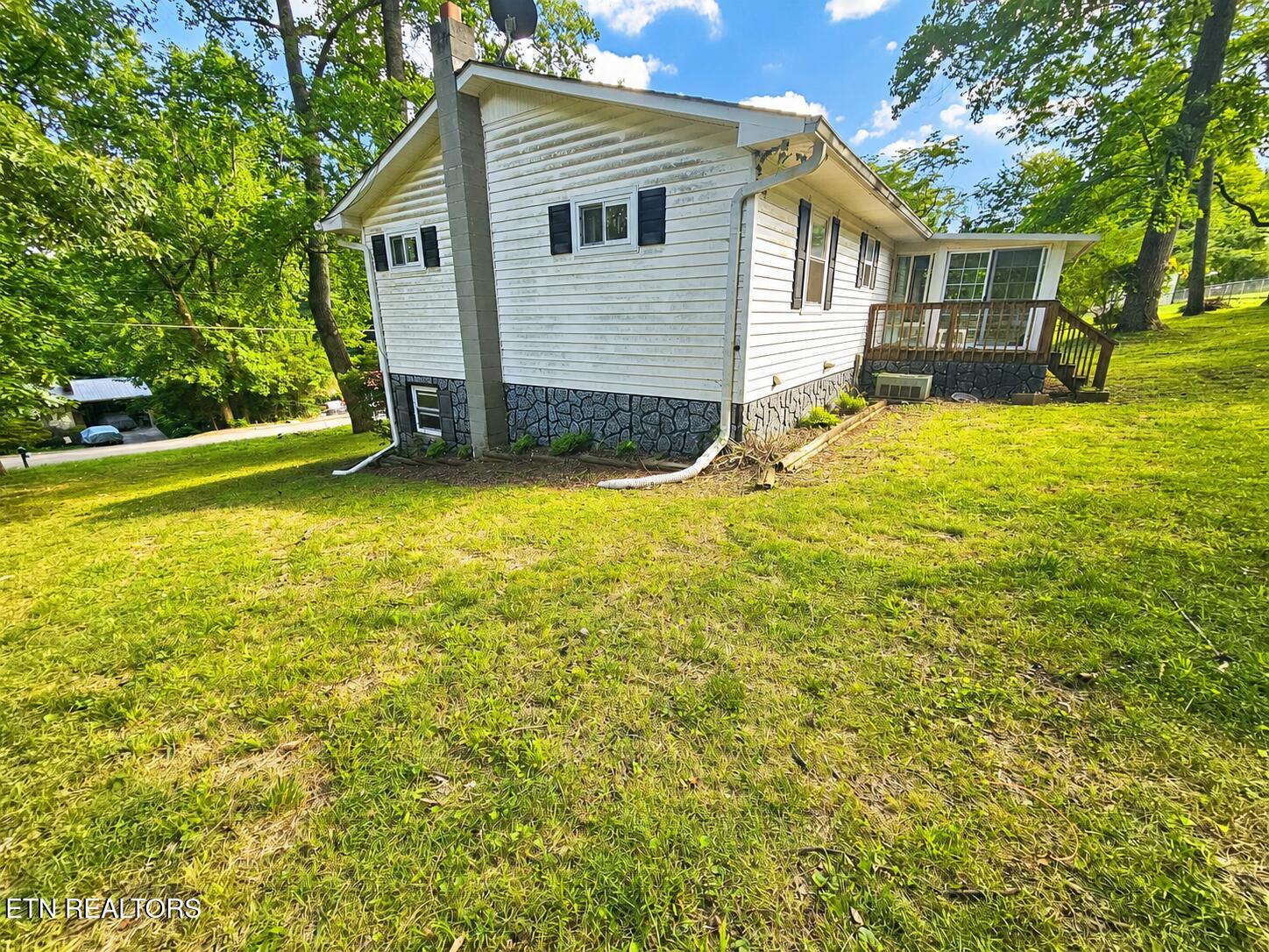 121 Shady Lane Harriman TN 37748