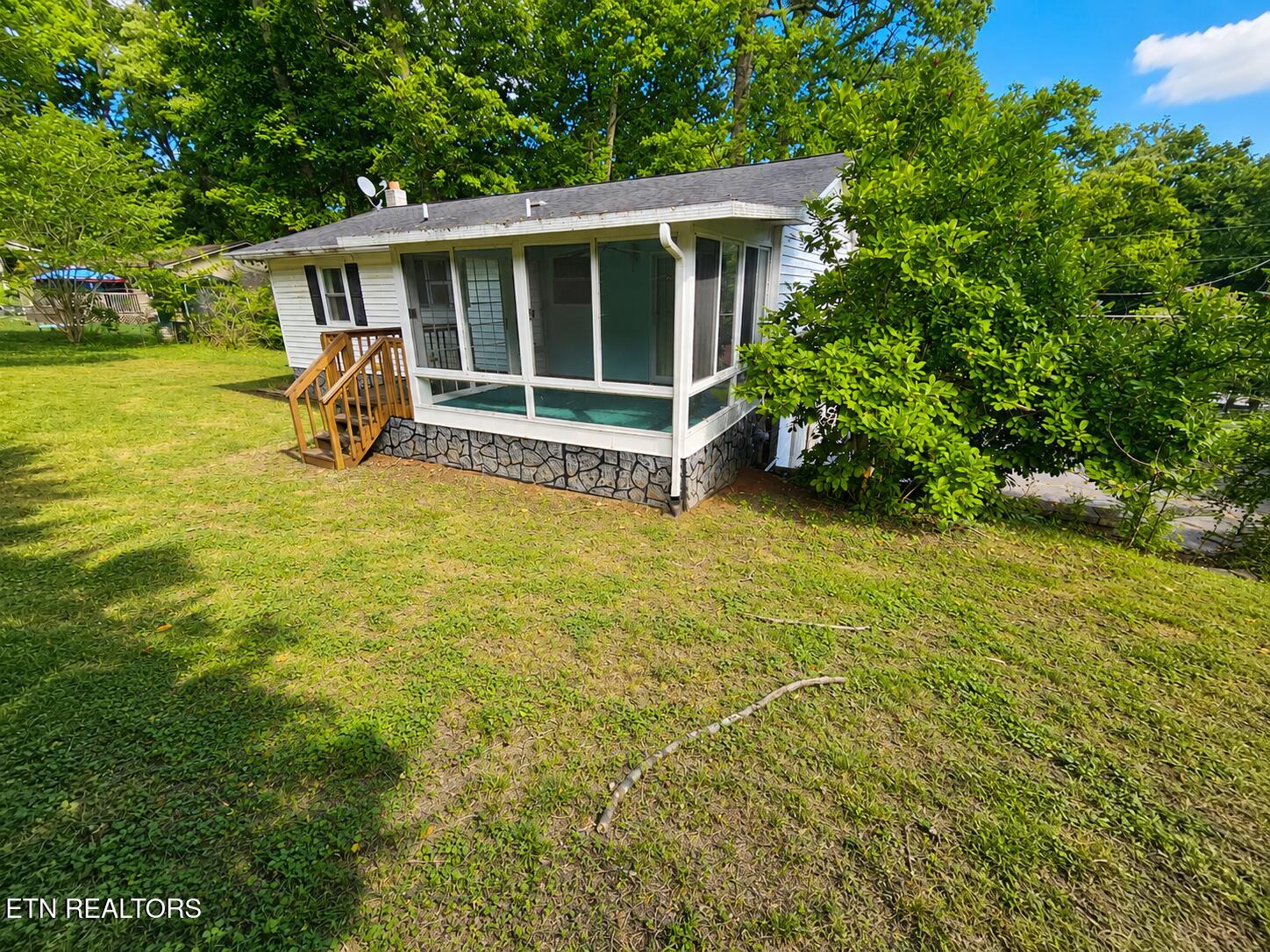 121 Shady Lane Harriman TN 37748