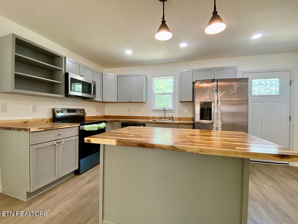 6383 Valley View Road Crossville TN 38572