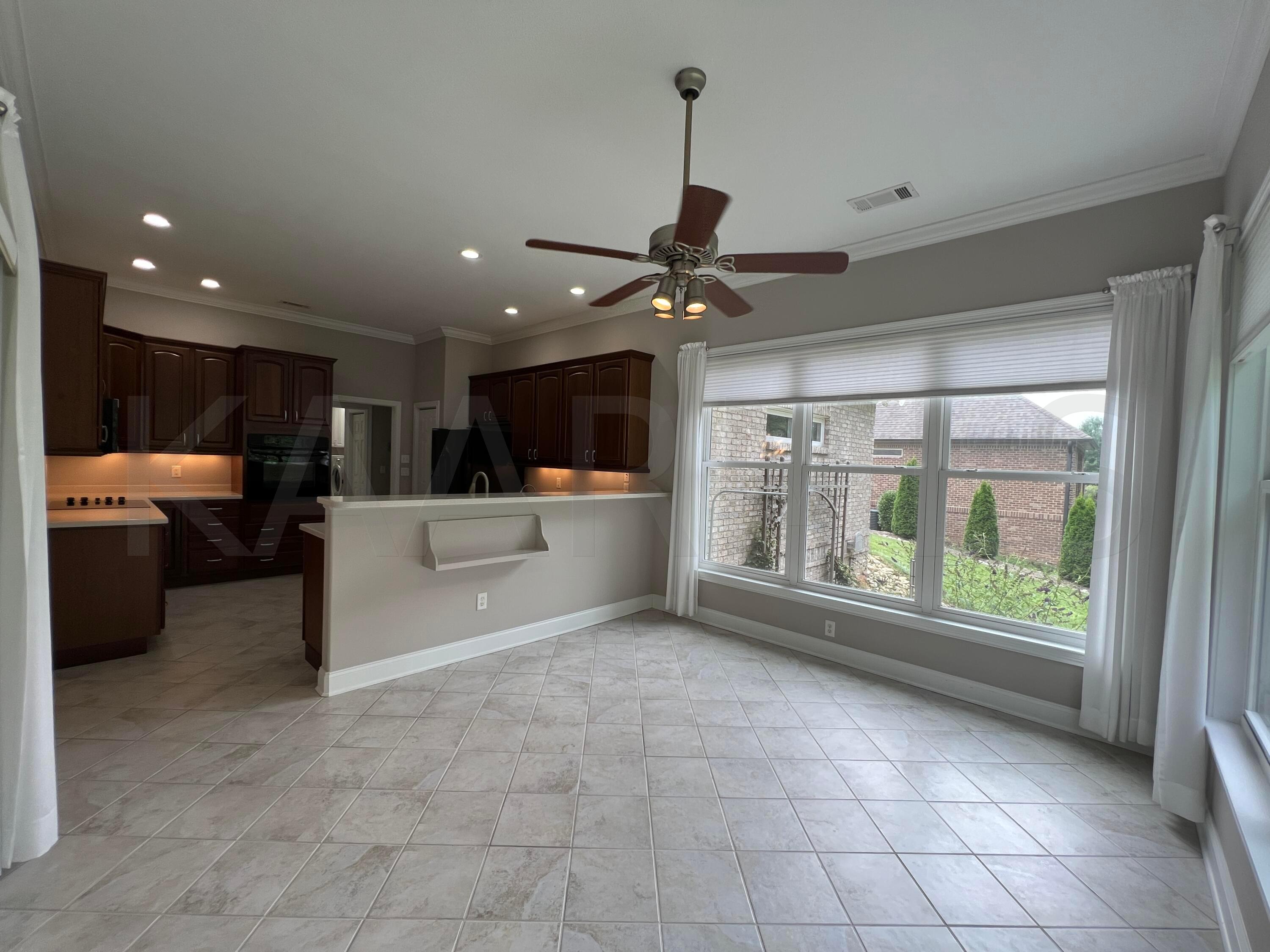 640 Windward Point Lenoir City TN 37772
