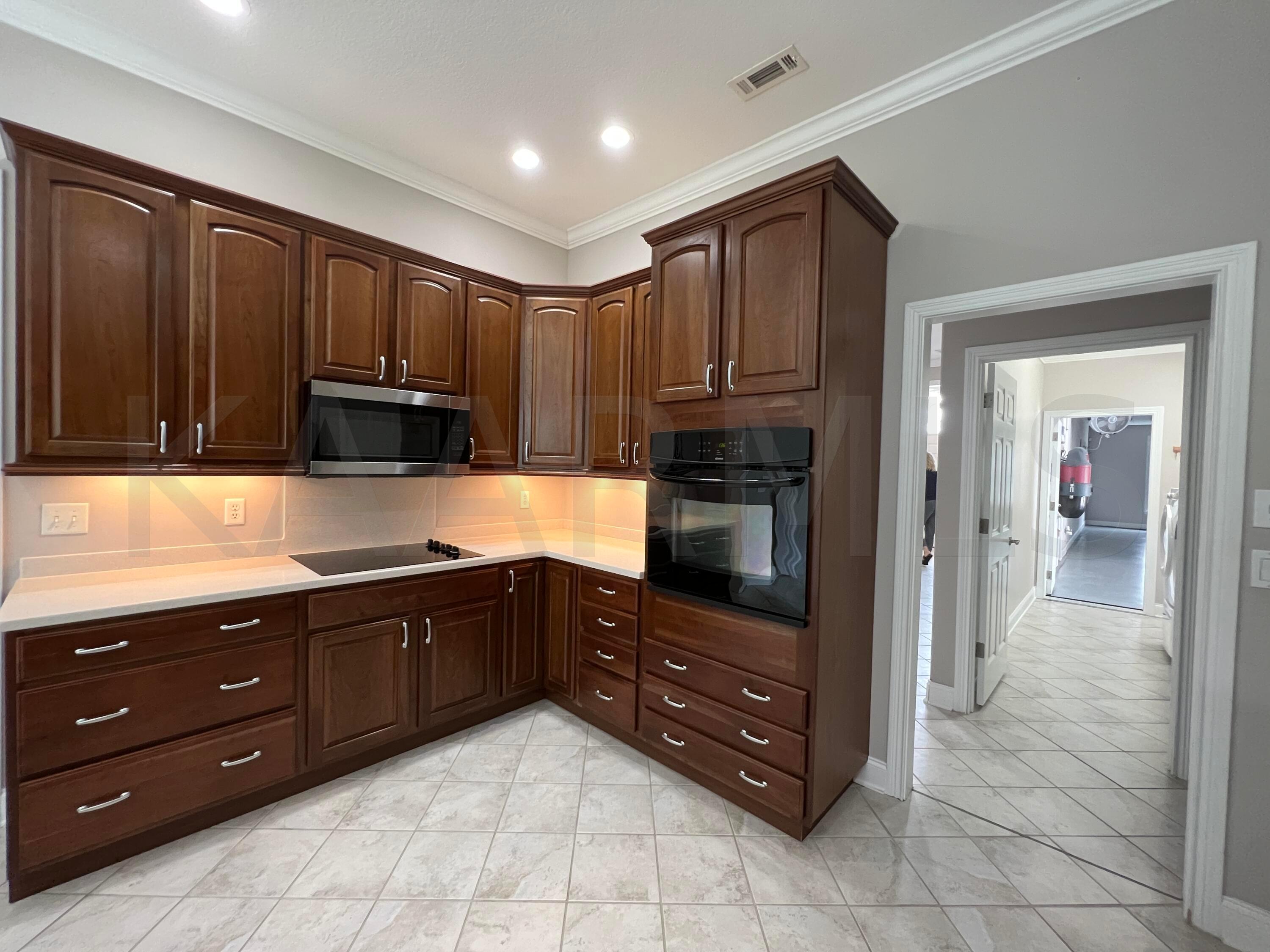 640 Windward Point Lenoir City TN 37772