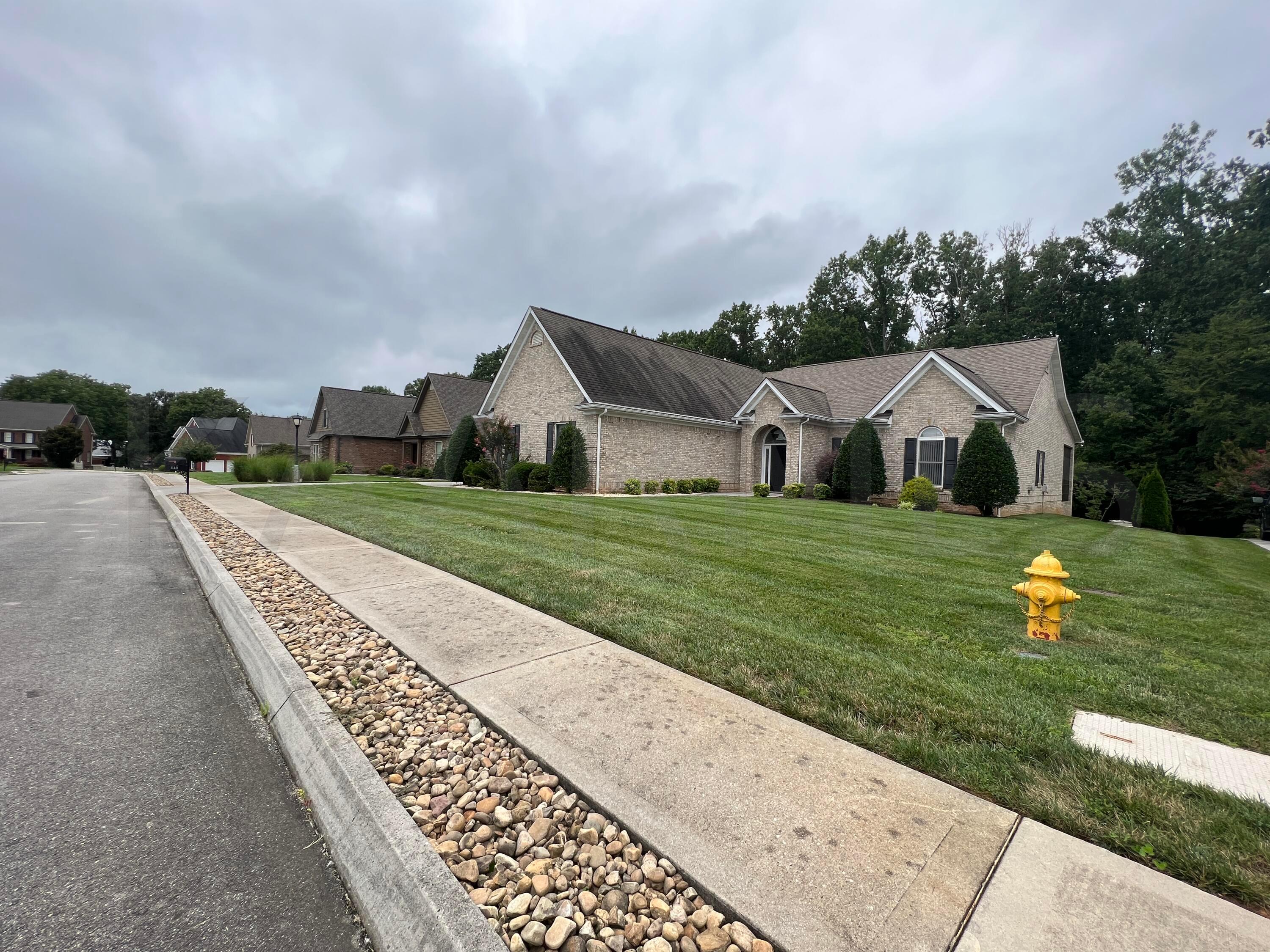 640 Windward Point Lenoir City TN 37772