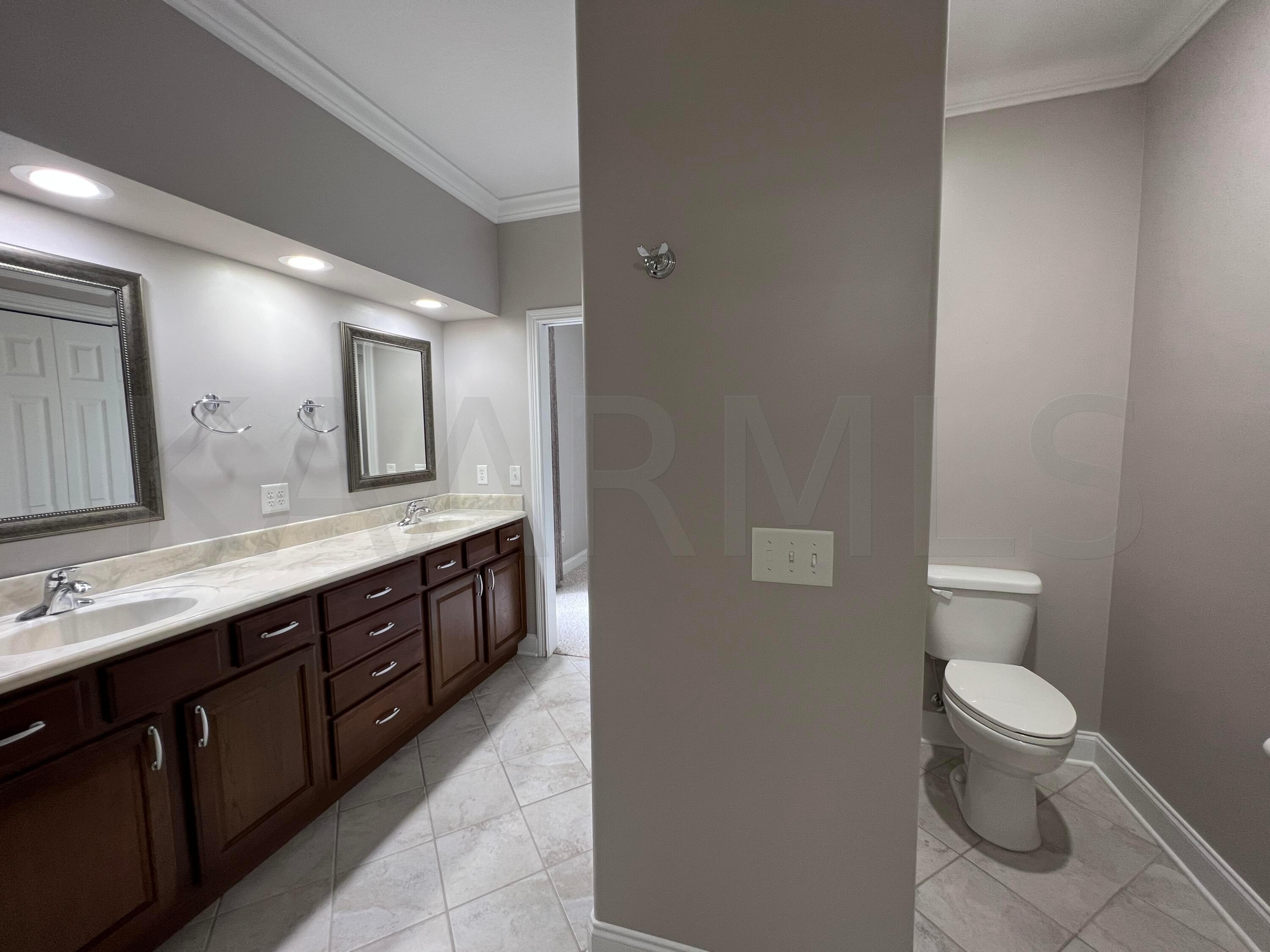 640 Windward Point Lenoir City TN 37772