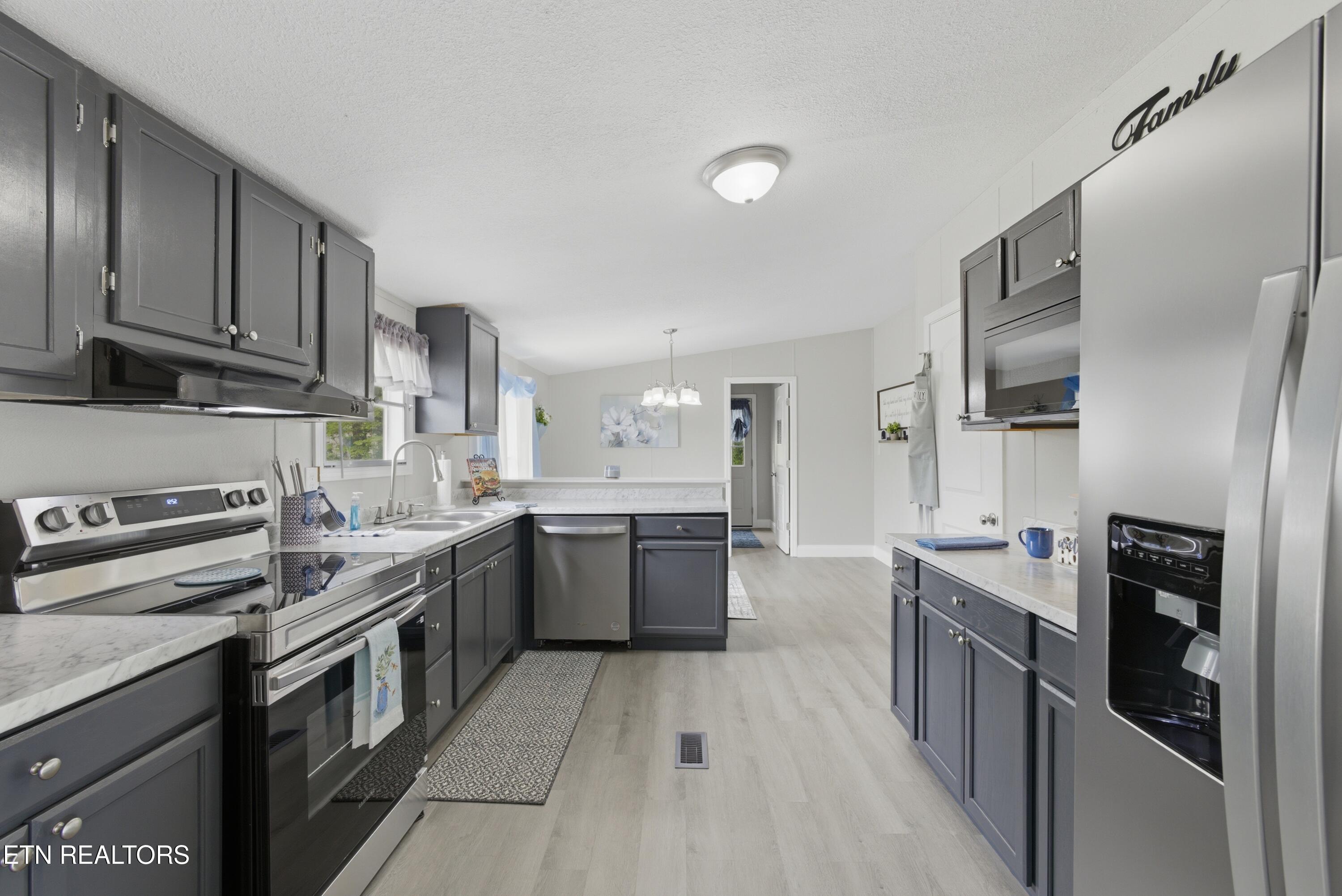 270 Brown Road Oakdale TN 37829
