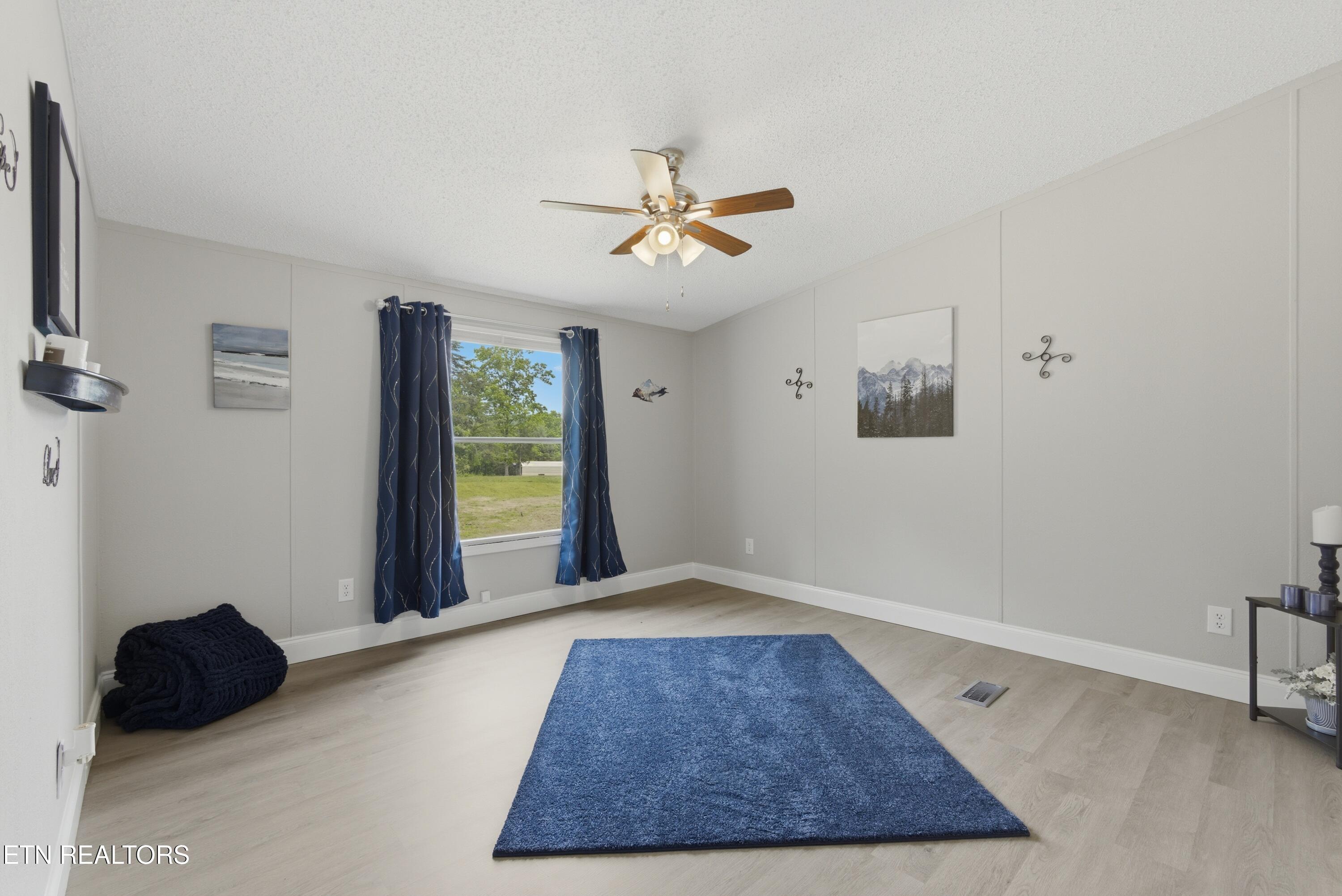 270 Brown Road Oakdale TN 37829