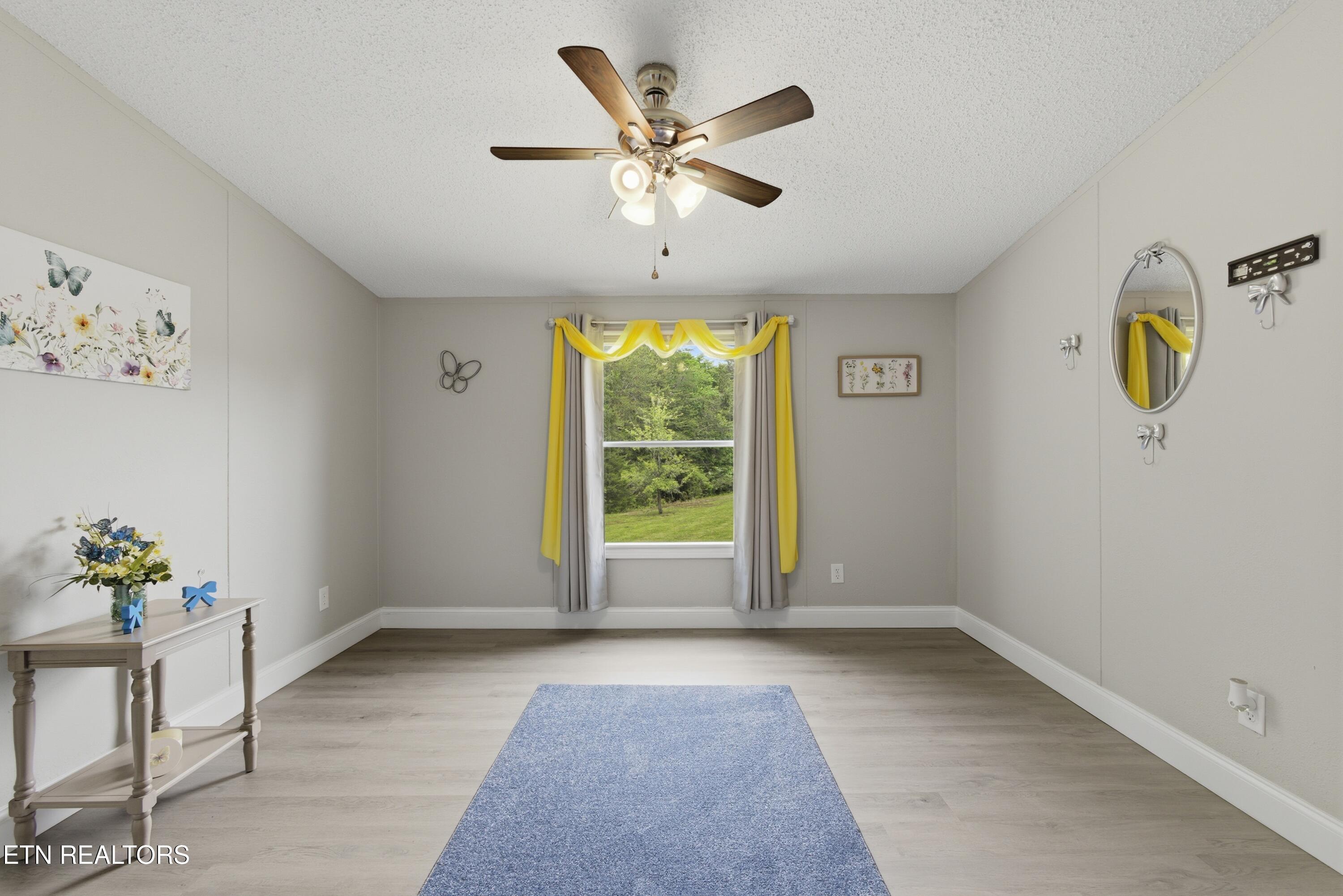 270 Brown Road Oakdale TN 37829