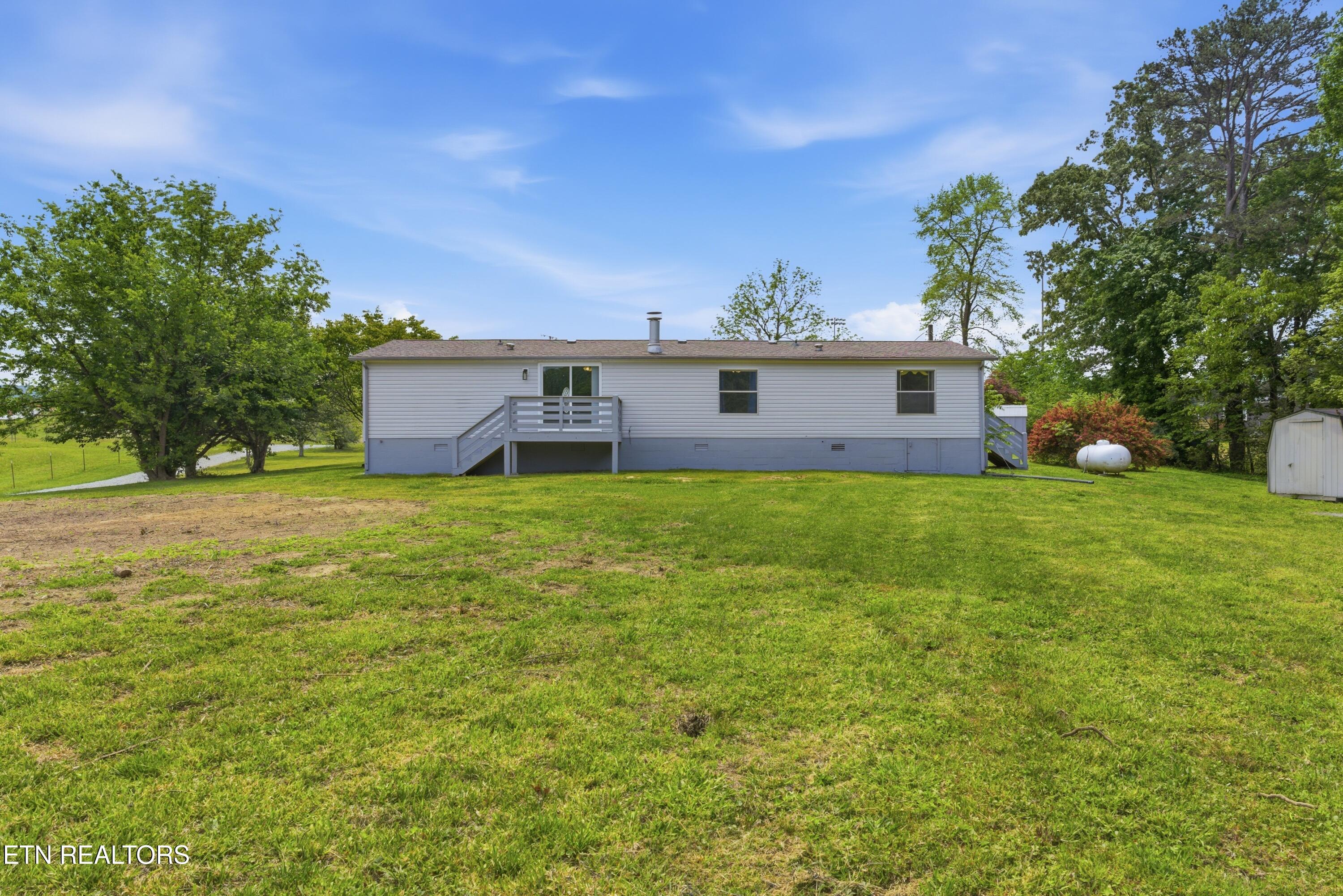 270 Brown Road Oakdale TN 37829