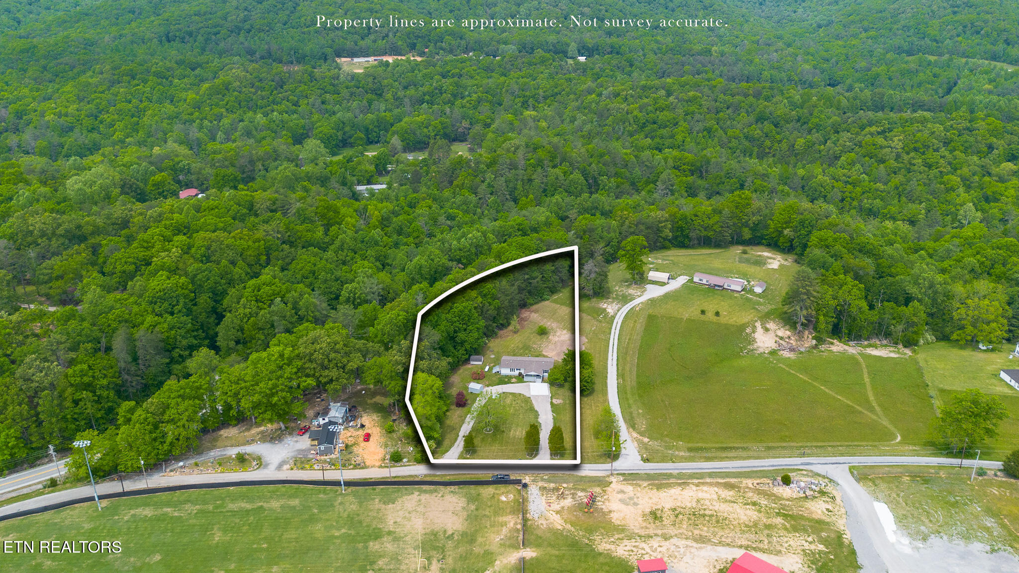 270 Brown Road Oakdale TN 37829