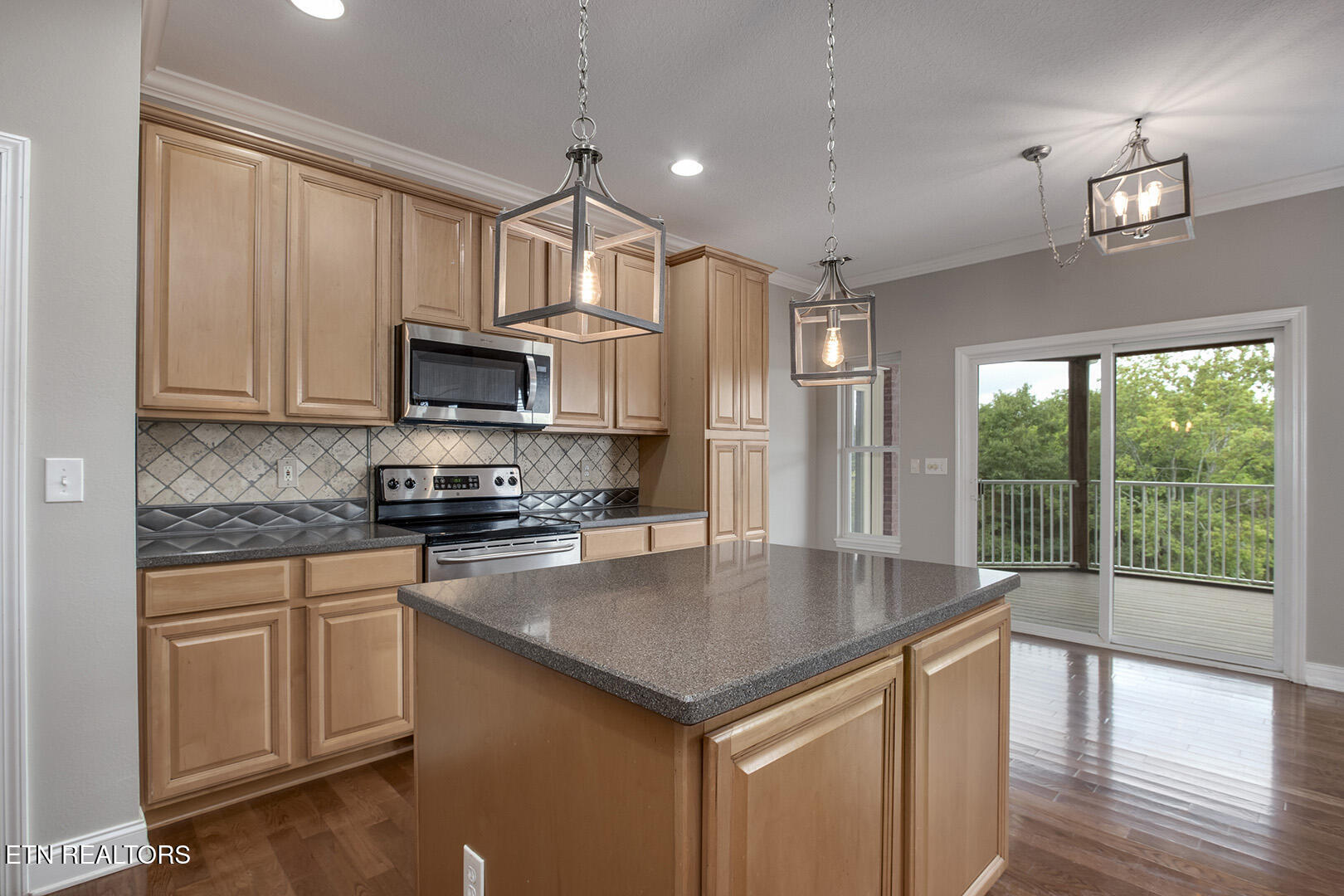203 Todaly Circle Loudon TN 37774