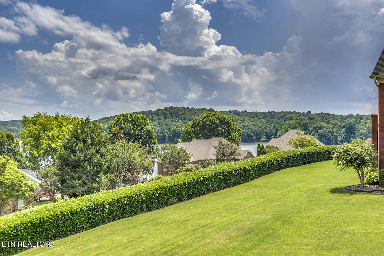 203 Todaly Circle Loudon TN 37774