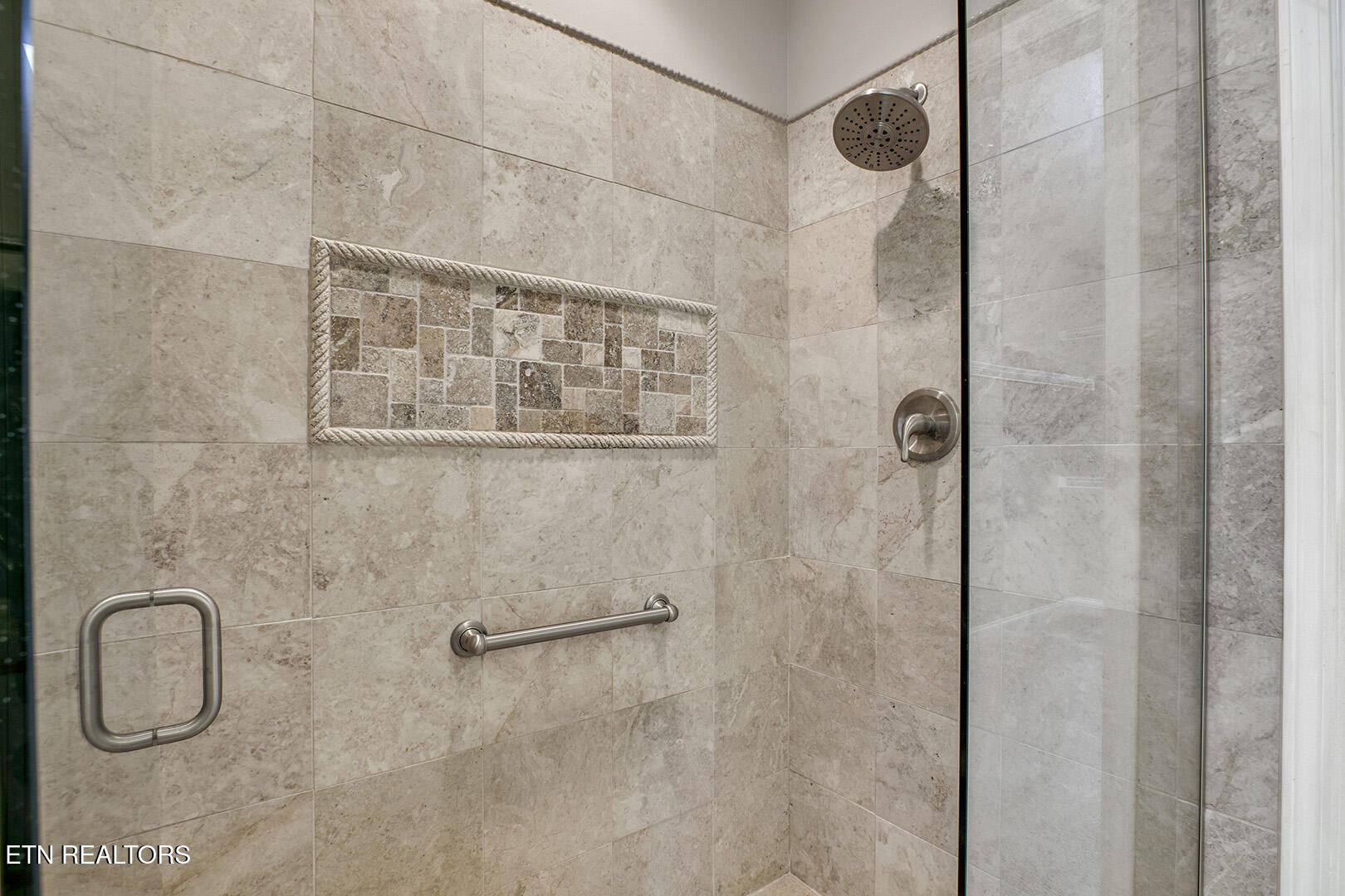 203 Todaly Circle Loudon TN 37774