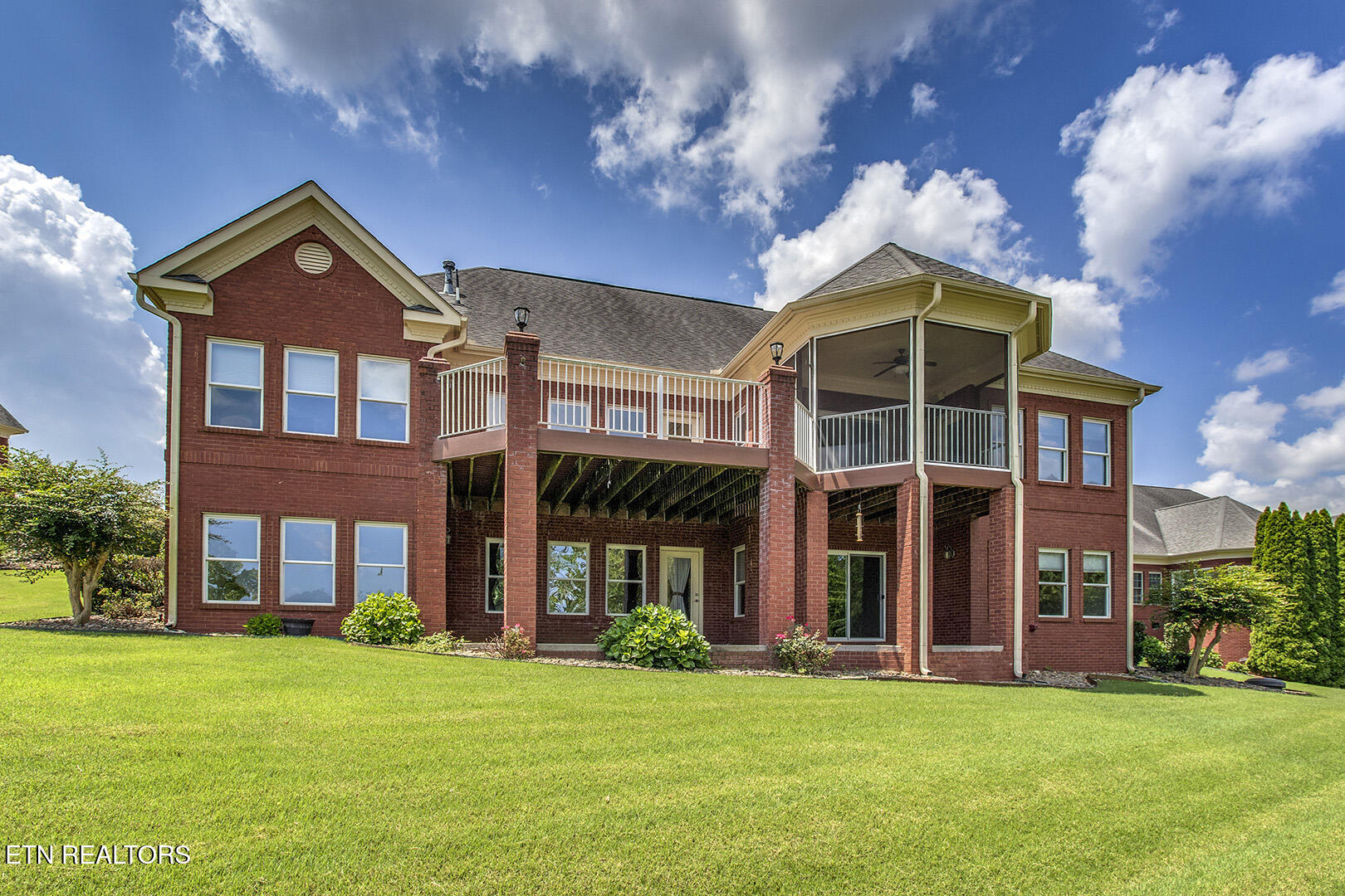 203 Todaly Circle Loudon TN 37774
