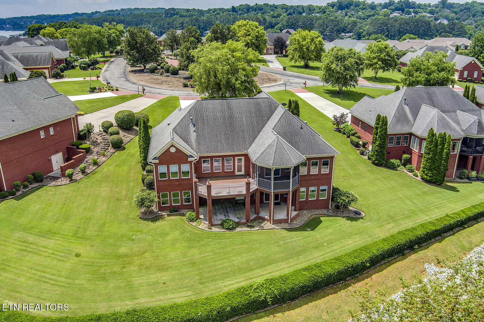 203 Todaly Circle Loudon TN 37774