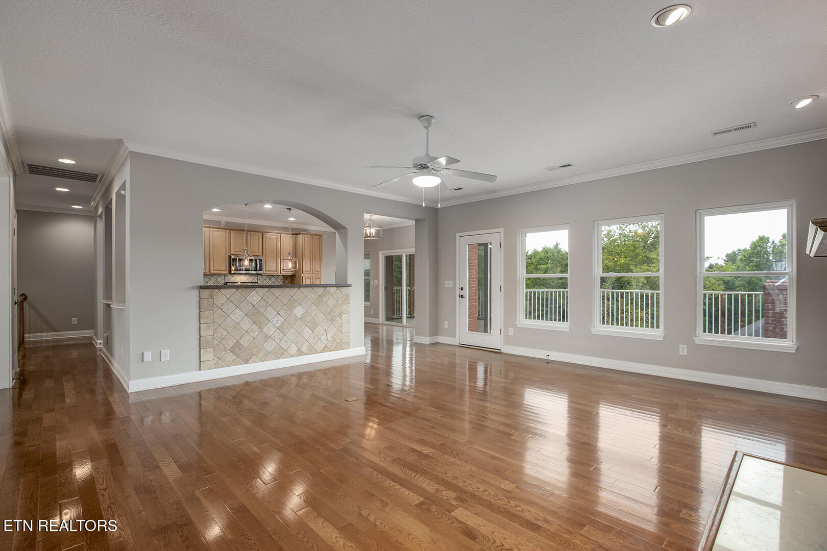 203 Todaly Circle Loudon TN 37774