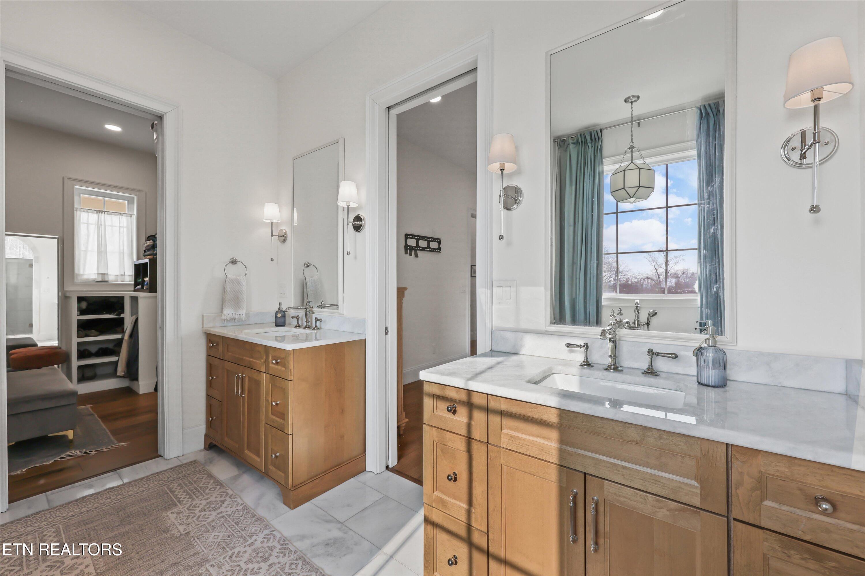 130 Hendren Lane Clinton TN 37716