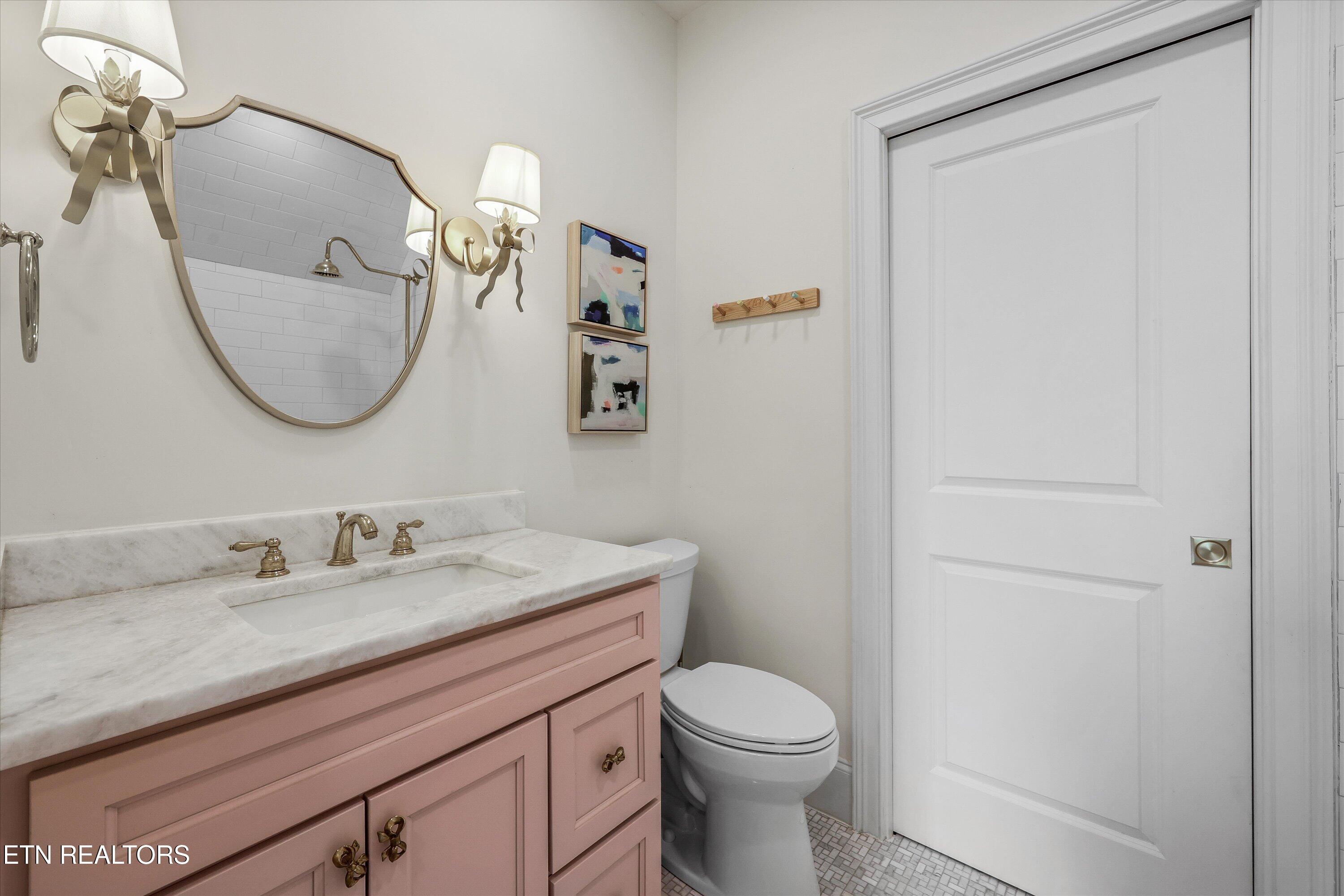 130 Hendren Lane Clinton TN 37716