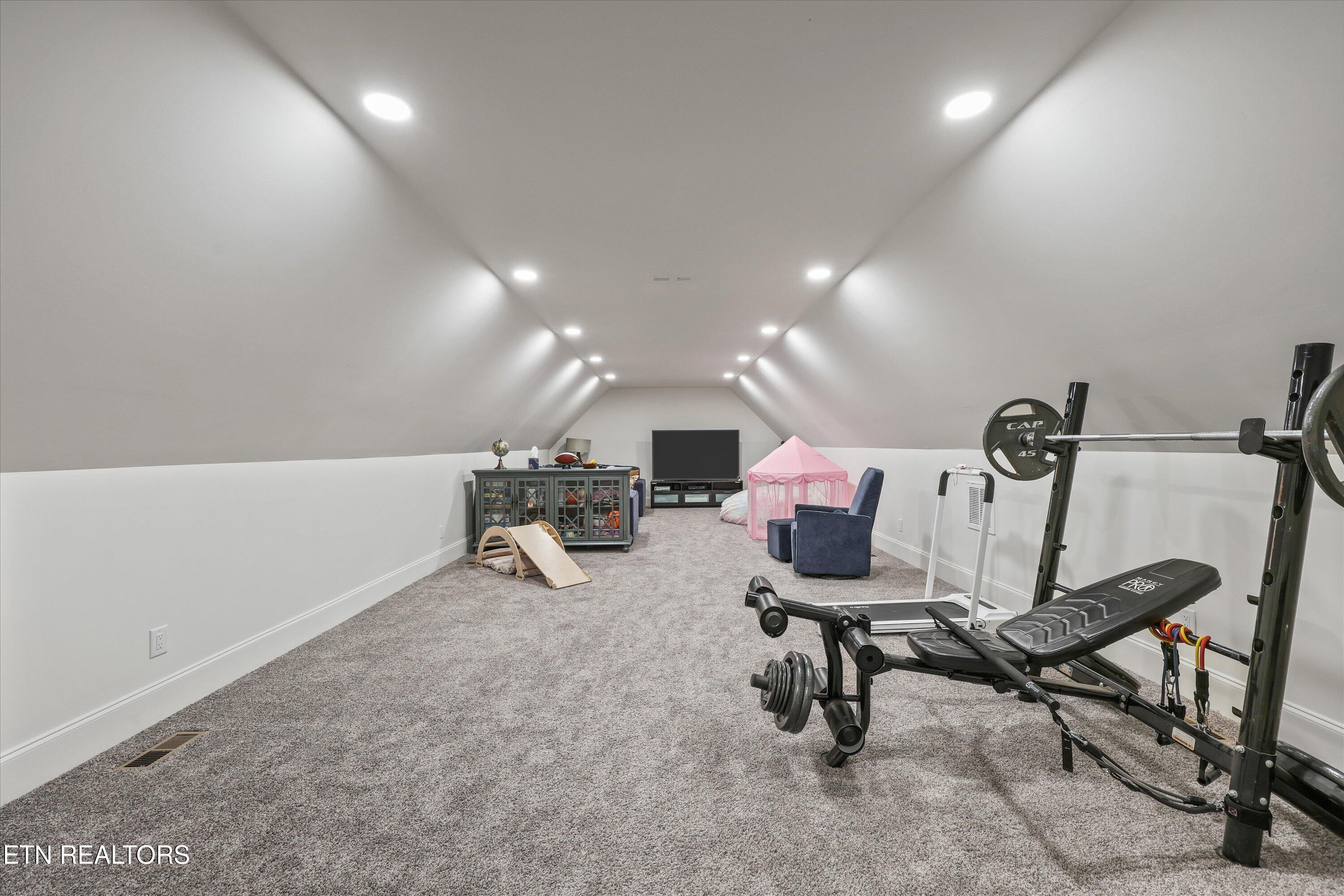 130 Hendren Lane Clinton TN 37716