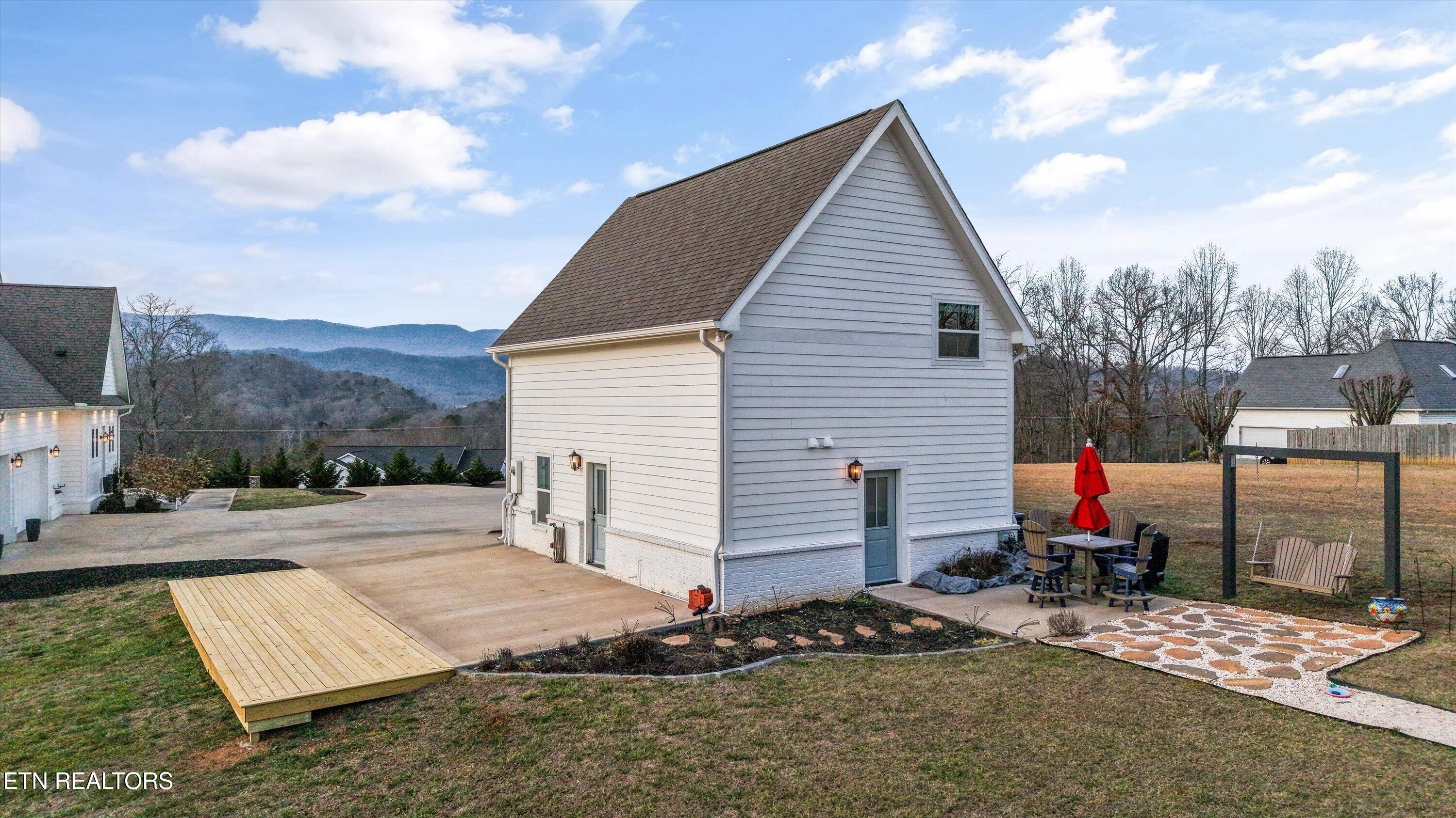 130 Hendren Lane Clinton TN 37716