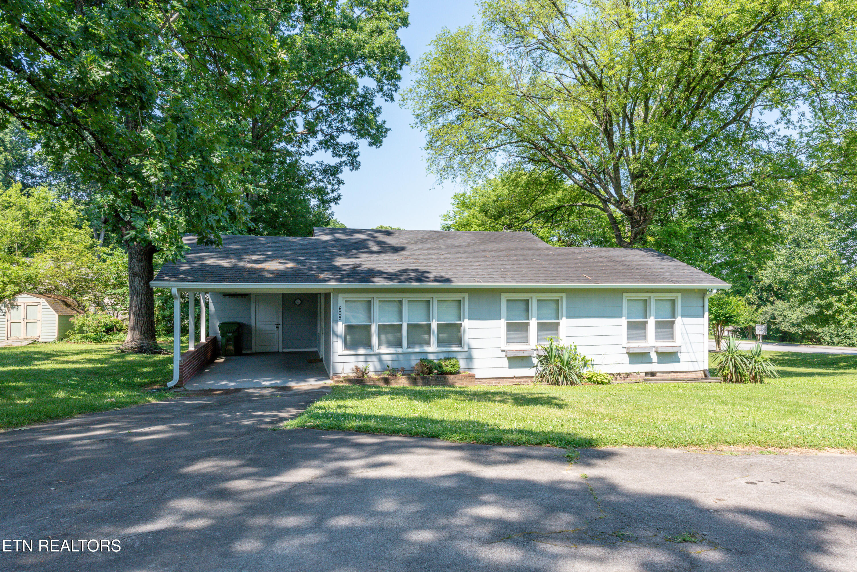 609 Watkins Road Maryville TN 37801