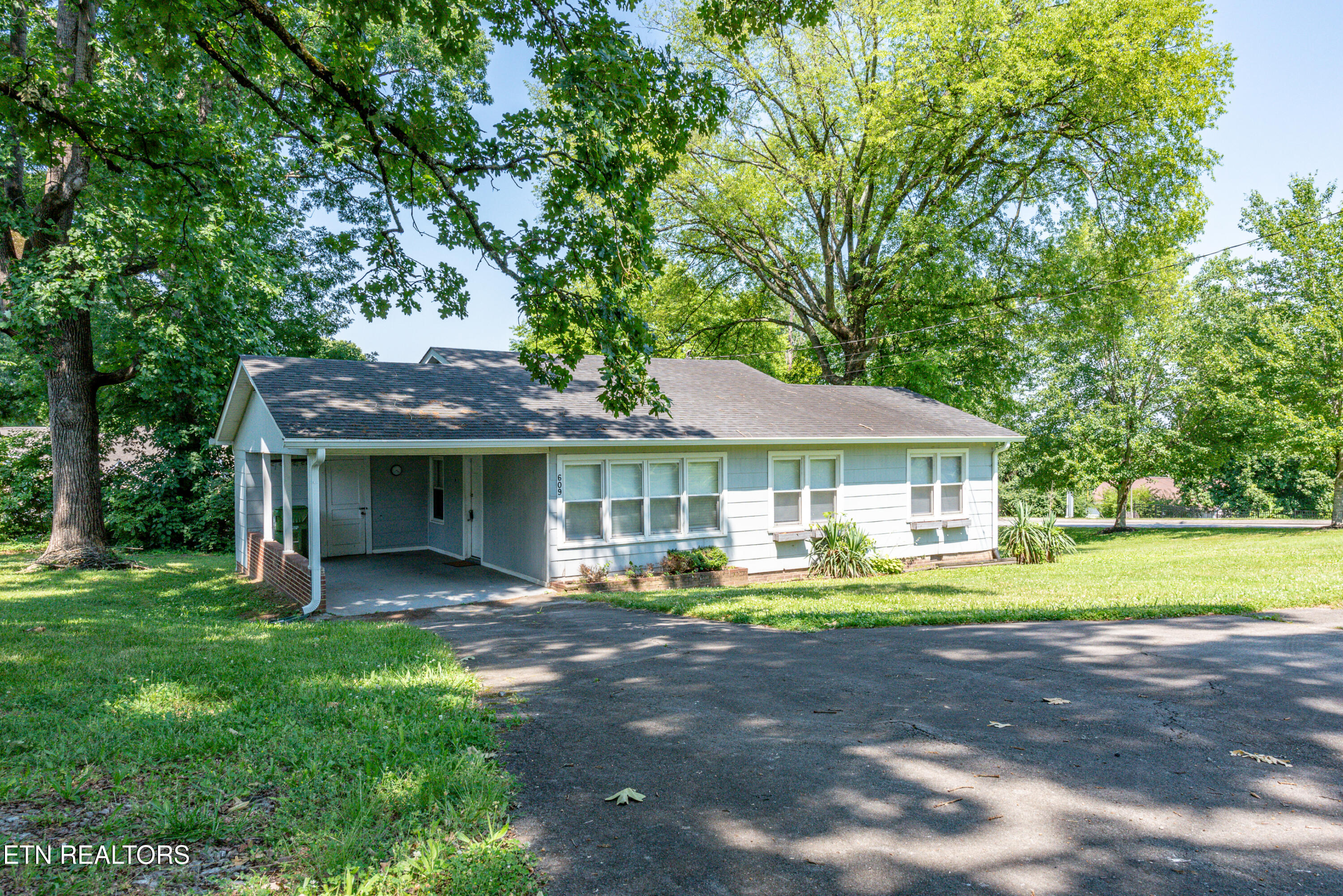 609 Watkins Road Maryville TN 37801