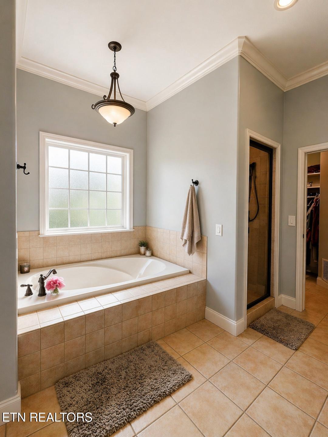 301 Willowcreek Boulevard Sweetwater TN 37874