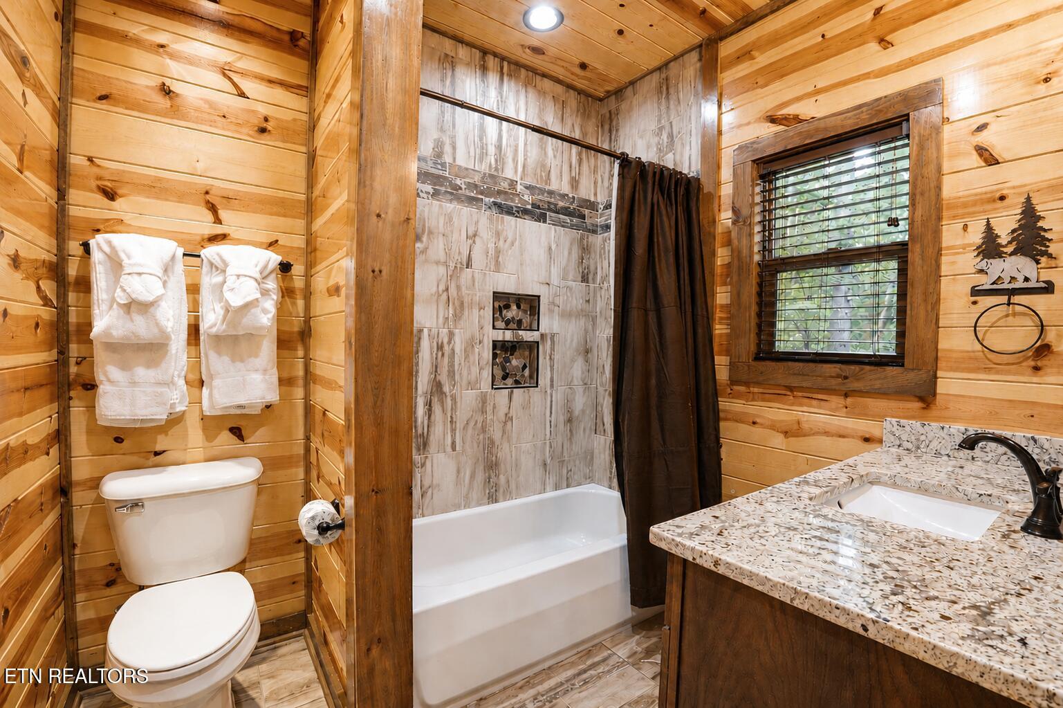 2215 Cub Circle Sevierville TN 37862