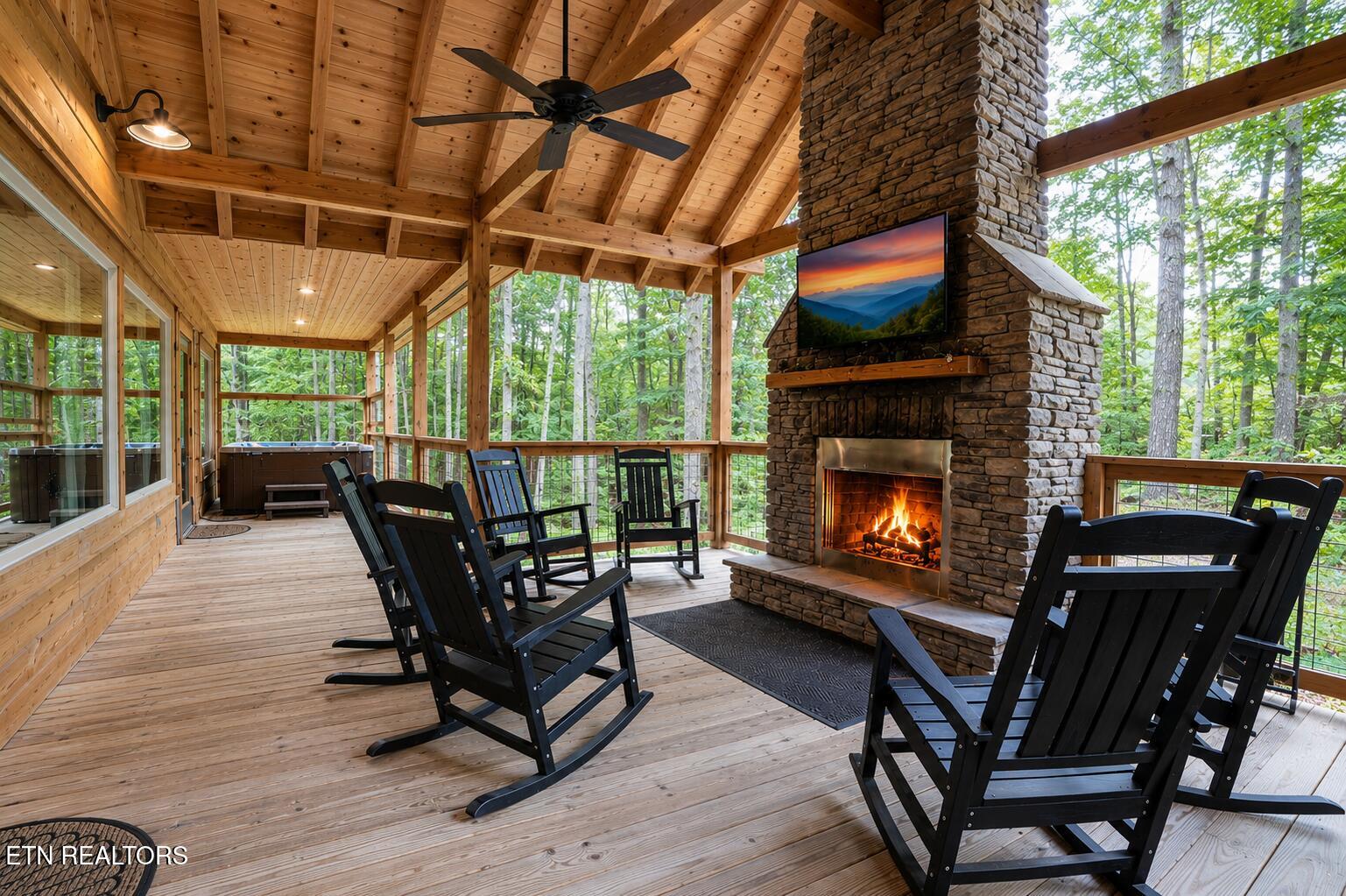 2215 Cub Circle Sevierville TN 37862