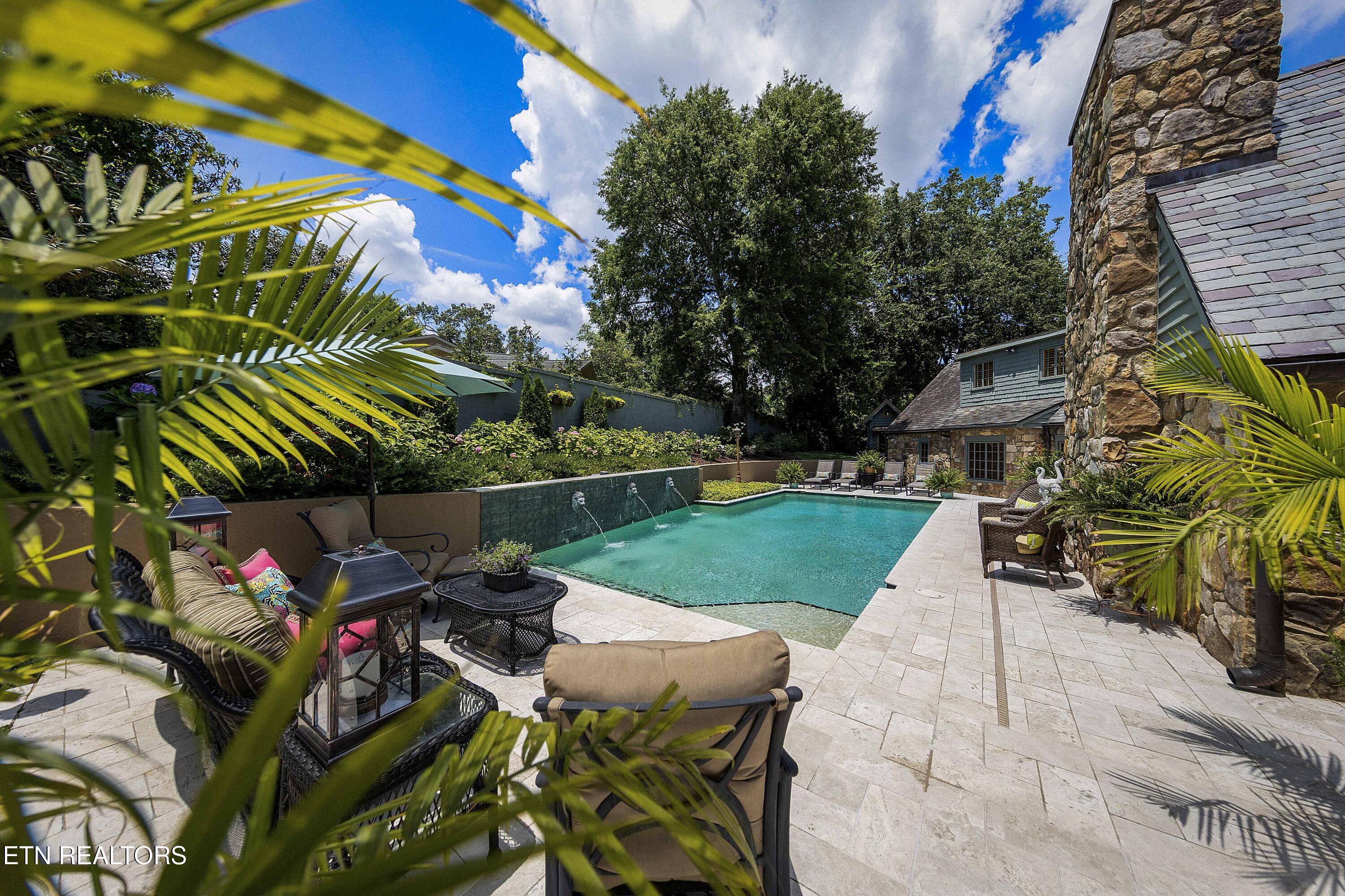 6203 Westland Drive Knoxville TN 37919