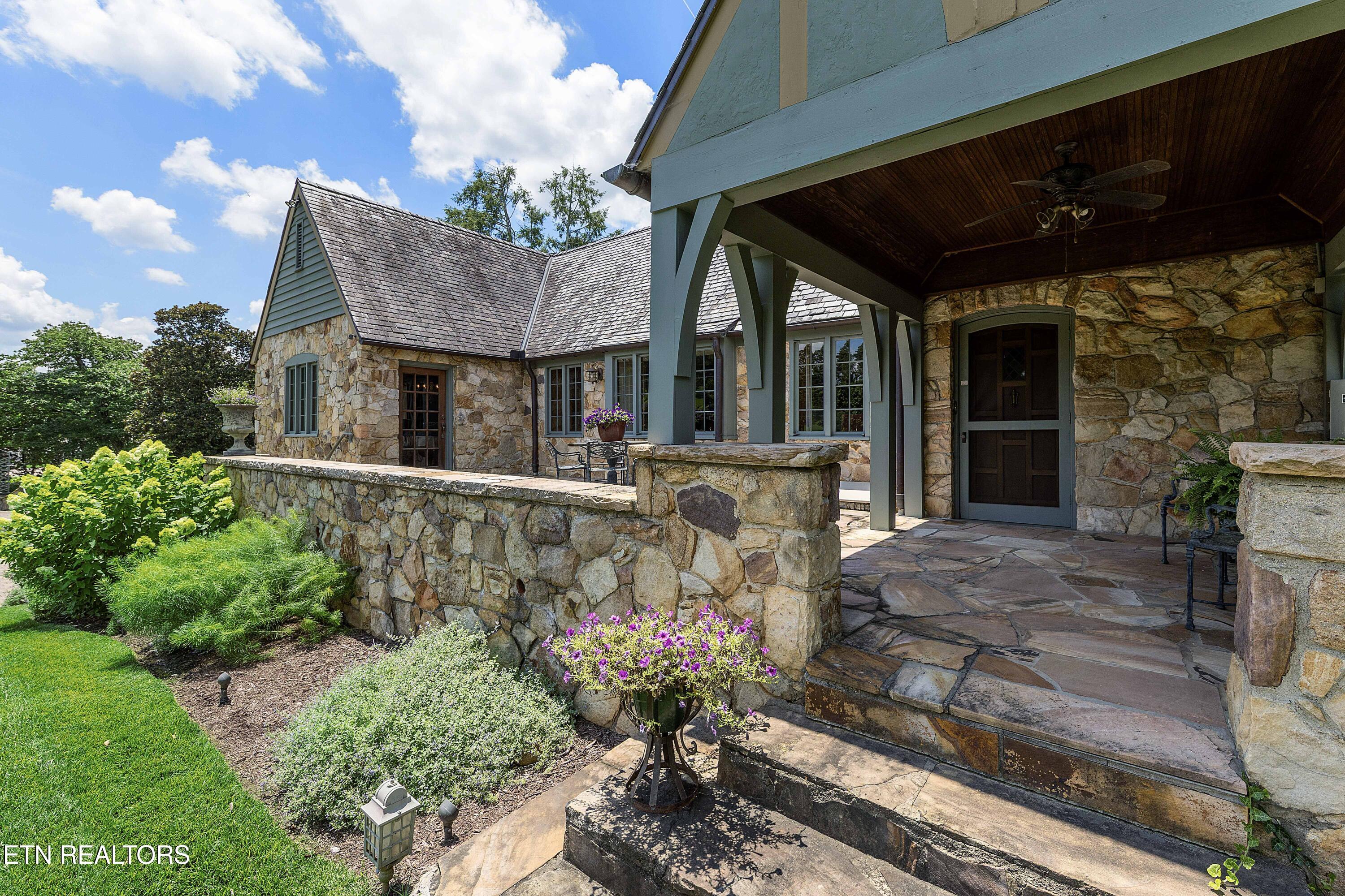 6203 Westland Drive Knoxville TN 37919