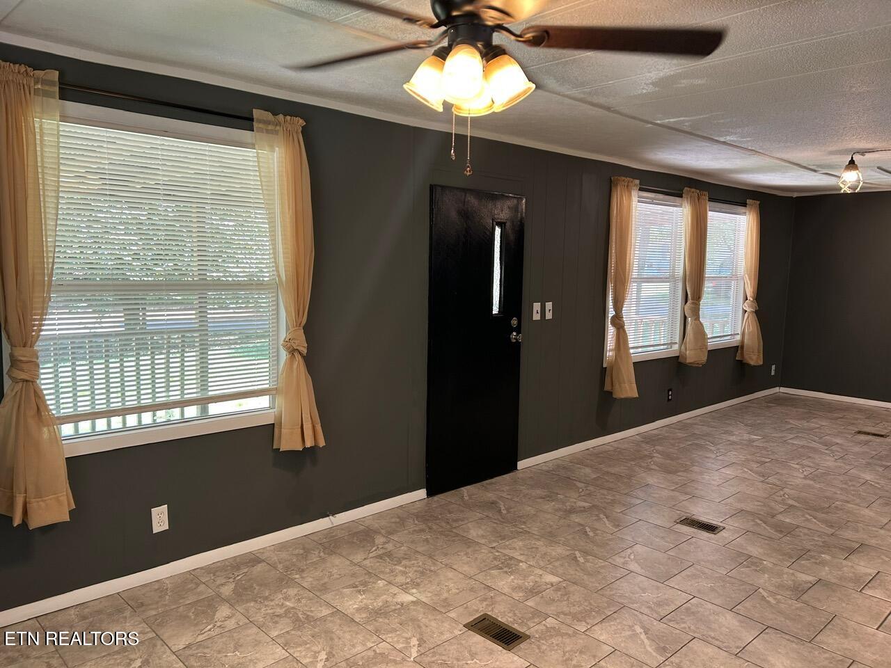 4461 S Creek Drive Cookeville TN 38506