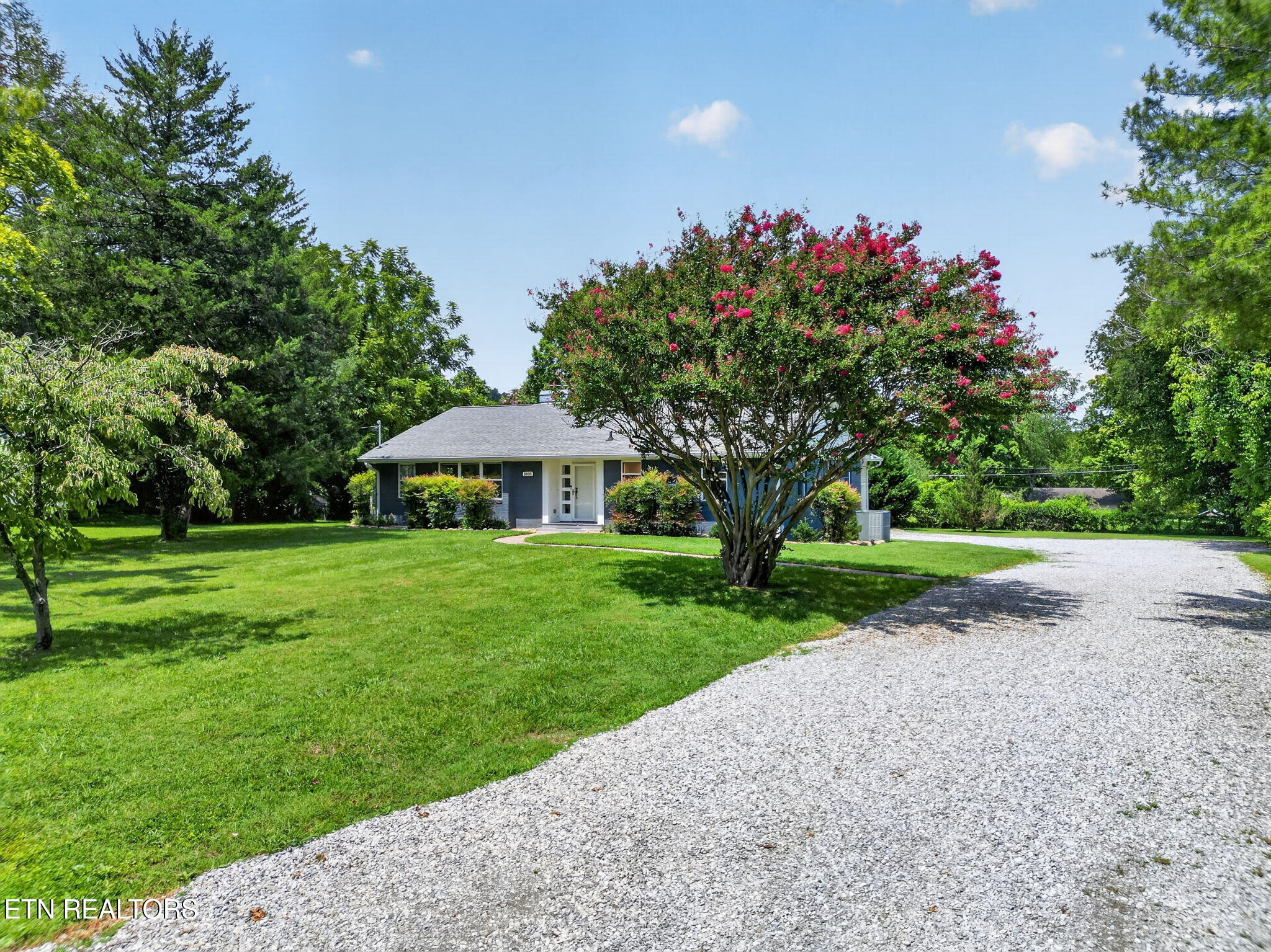 5405 Holston Drive Knoxville TN 37914
