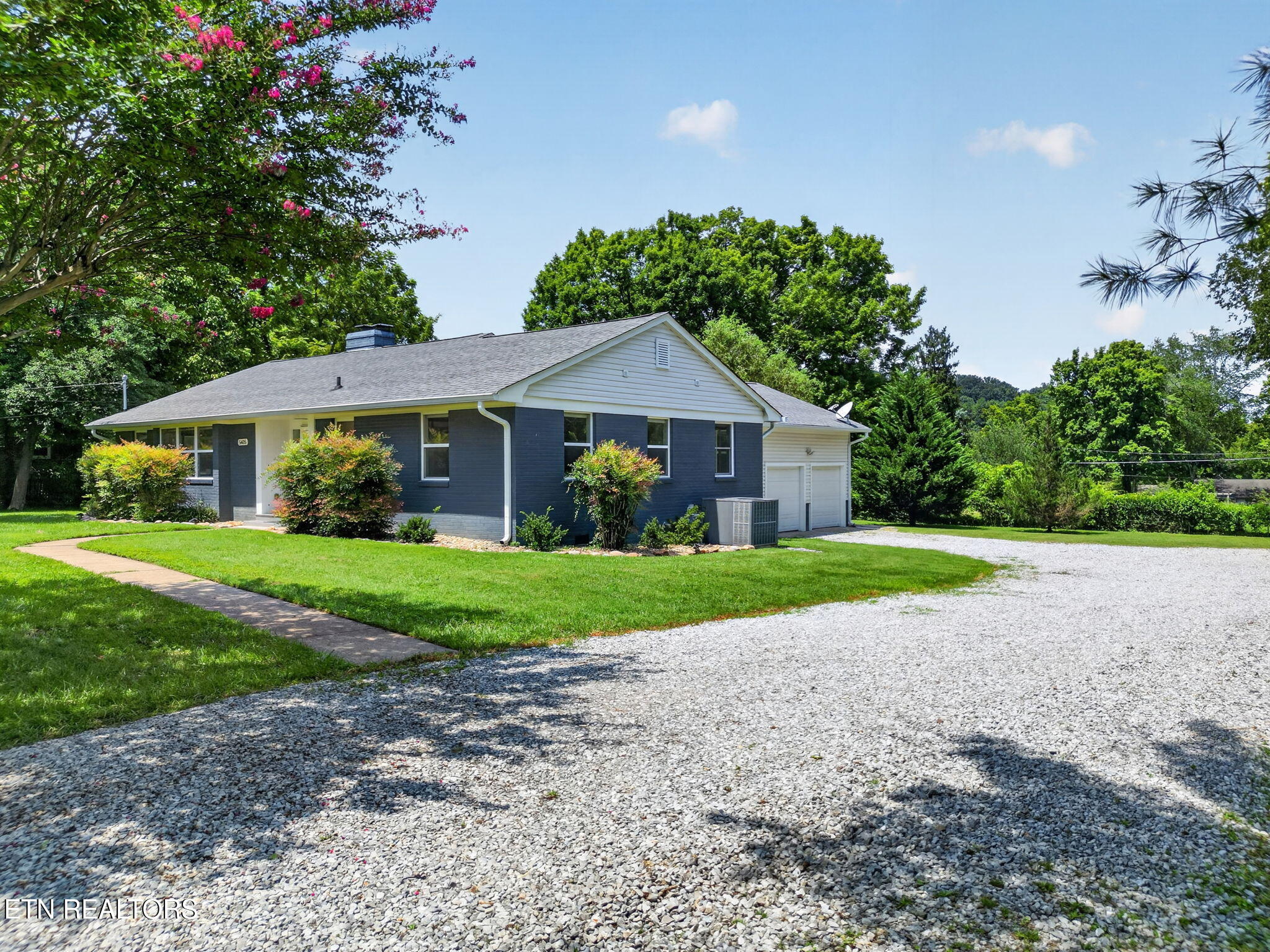 5405 Holston Drive Knoxville TN 37914